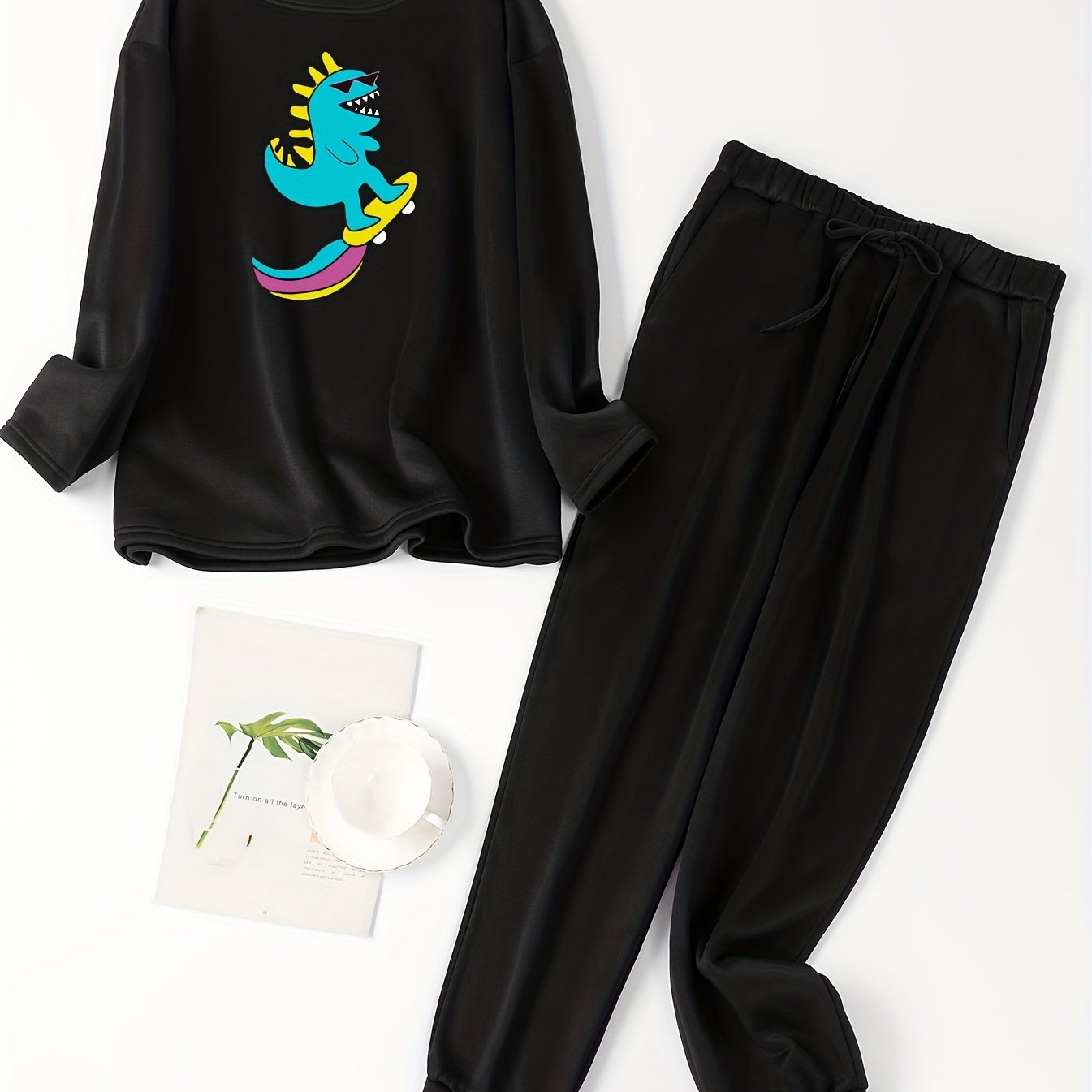 Women's Plus Dino Print Fleece Tee & Jogger Pants Lounge Set
