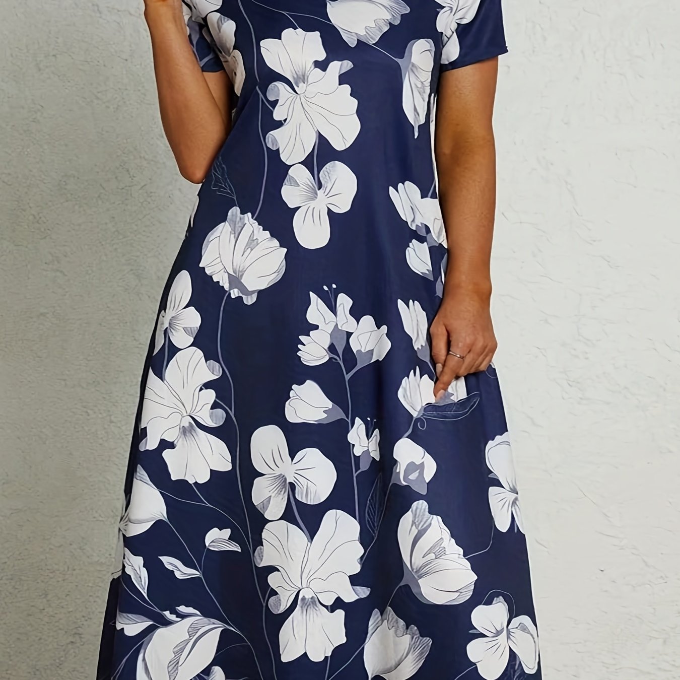 Floral Print Short Sleeve Midi Dress
