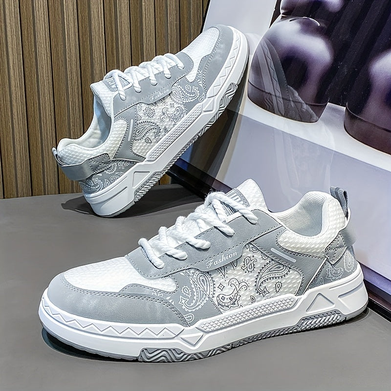 Men's Low Top Lace Up Skate Shoes Wear resistant Non Slip Sneakers