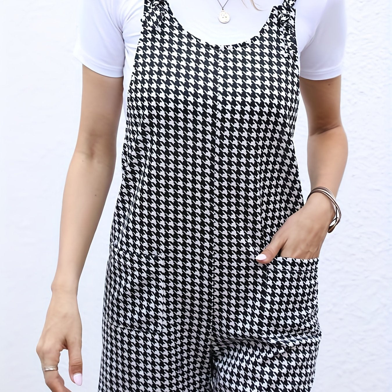 Houndstooth Print Dual Pockets Romper Jumpsuit