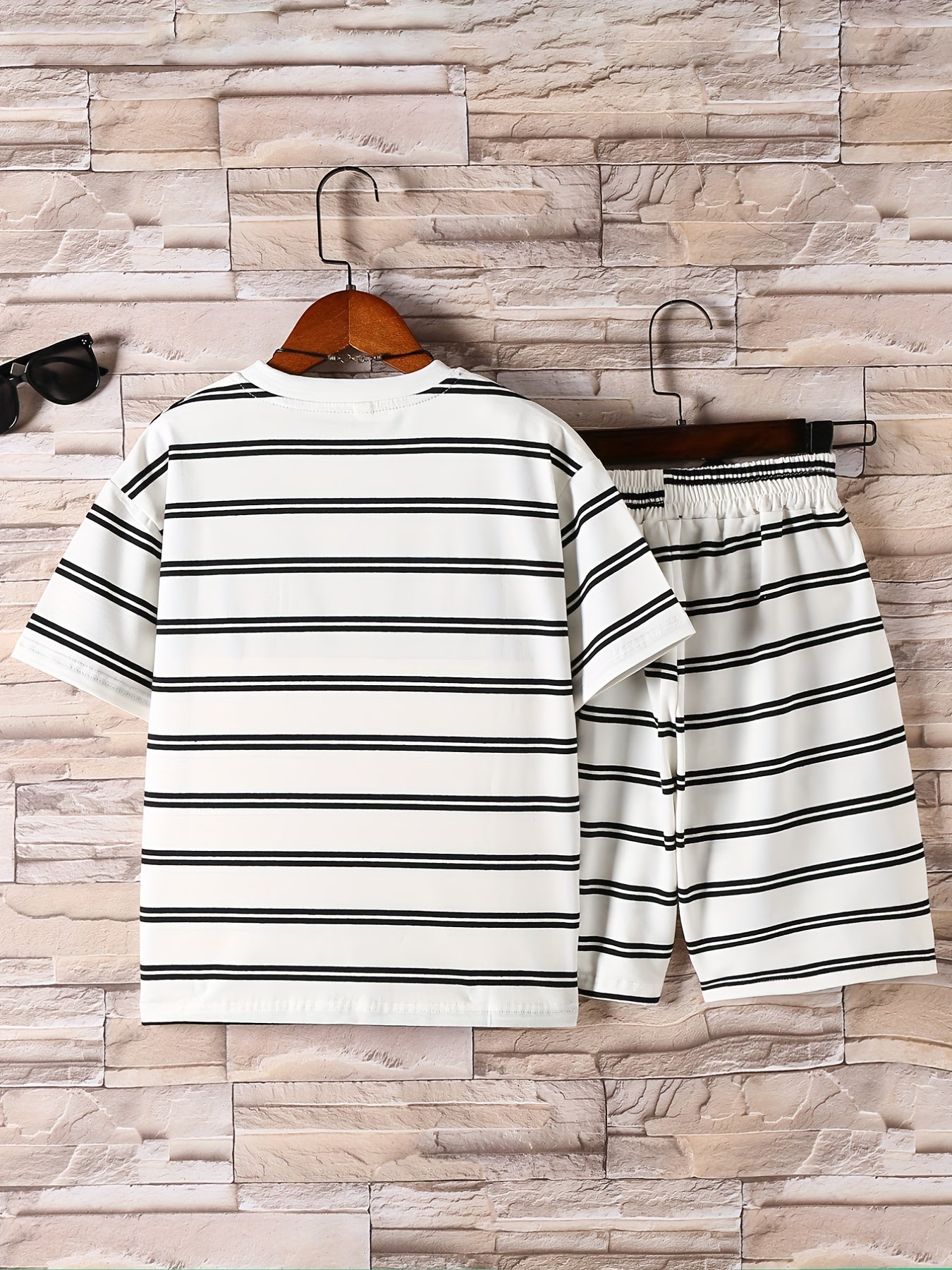 Boys Block Striped Outfit Shorts & T shirt Crew Neck Casual Summer Clothes