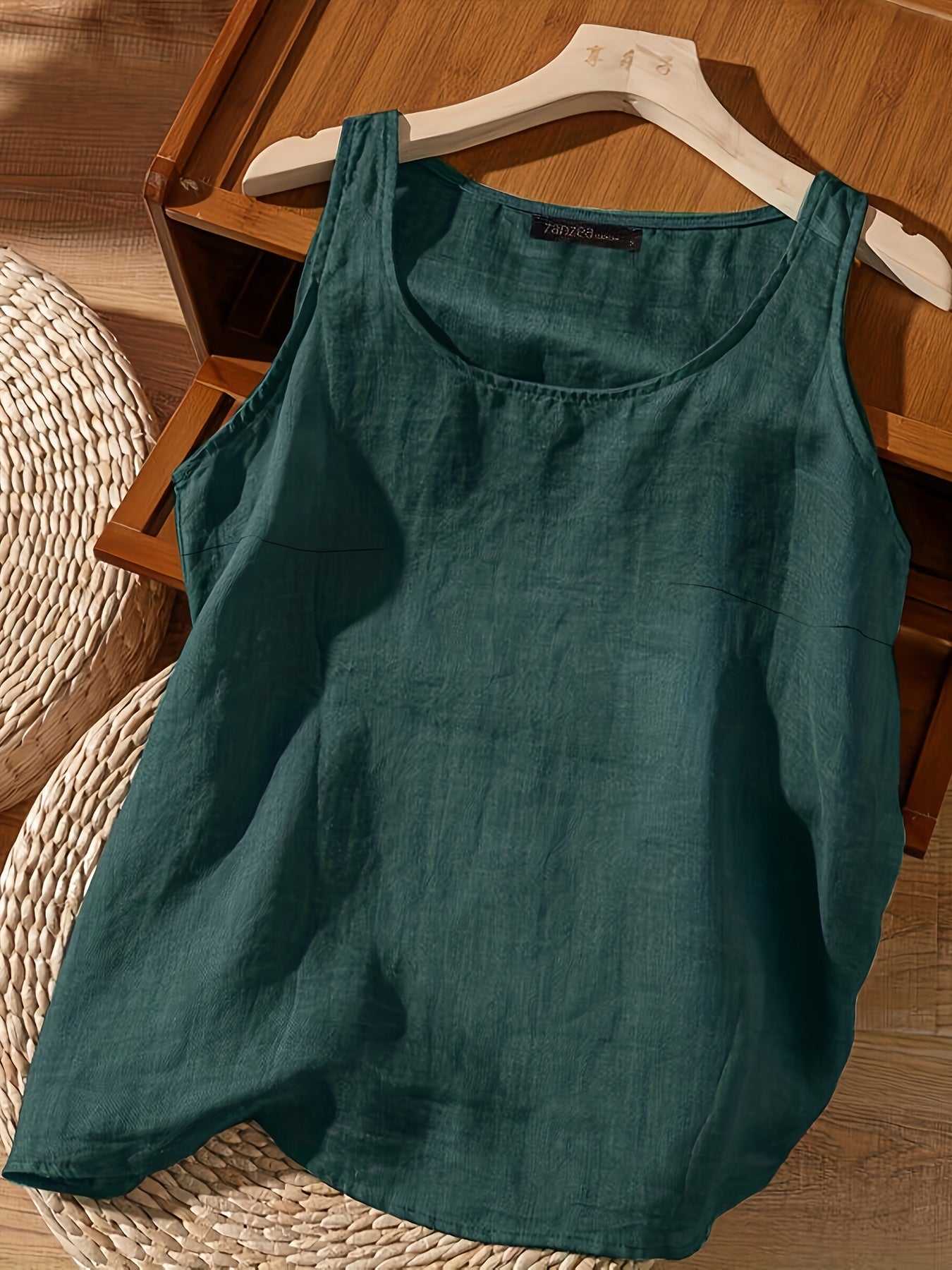 Solid Round Neck Slim Tank Top
