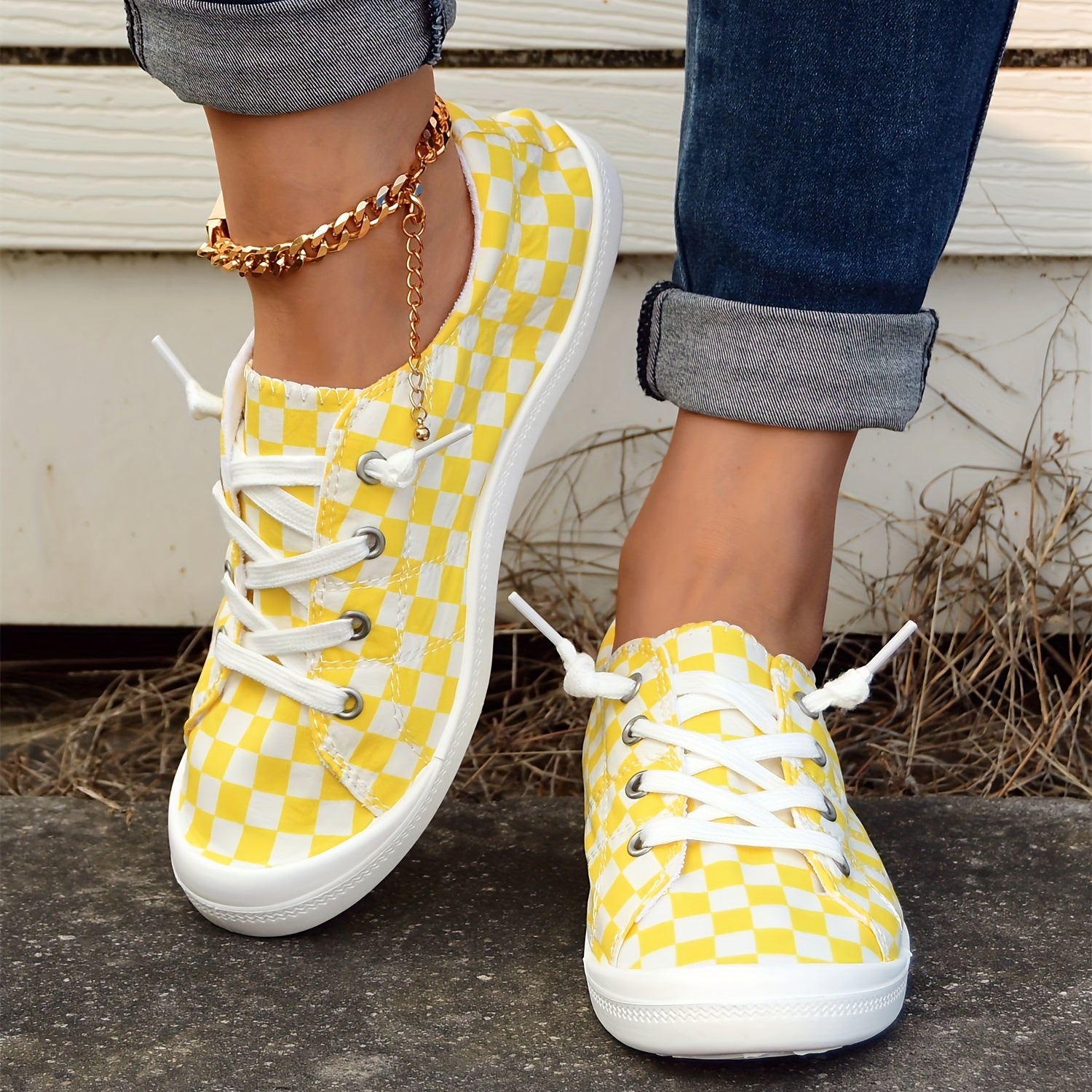 Women's Checkerboard Pattern Shoes Round Closed Toe Walking Shoes