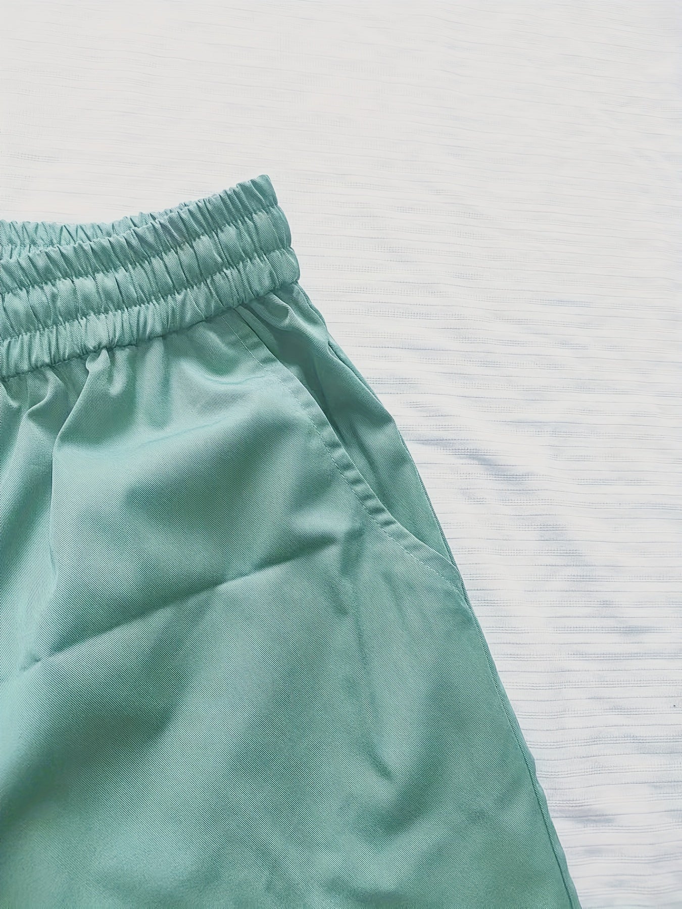 Dual Pockets Drawstring Bermuda Shorts for Women