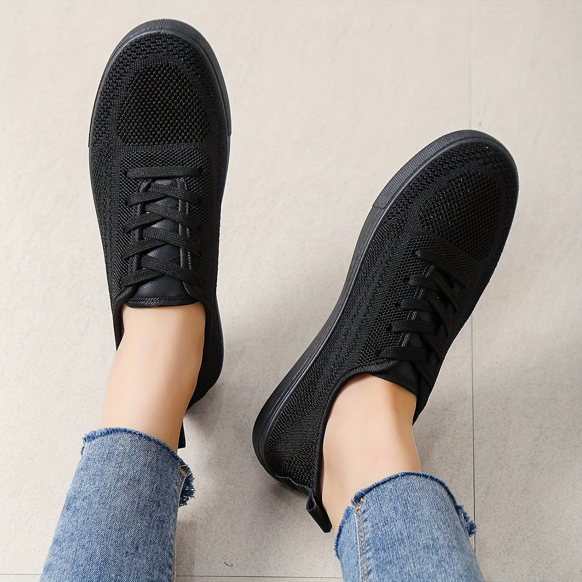 Women's Lace up Mesh Sneakers Lightweight Low Sports Shoes