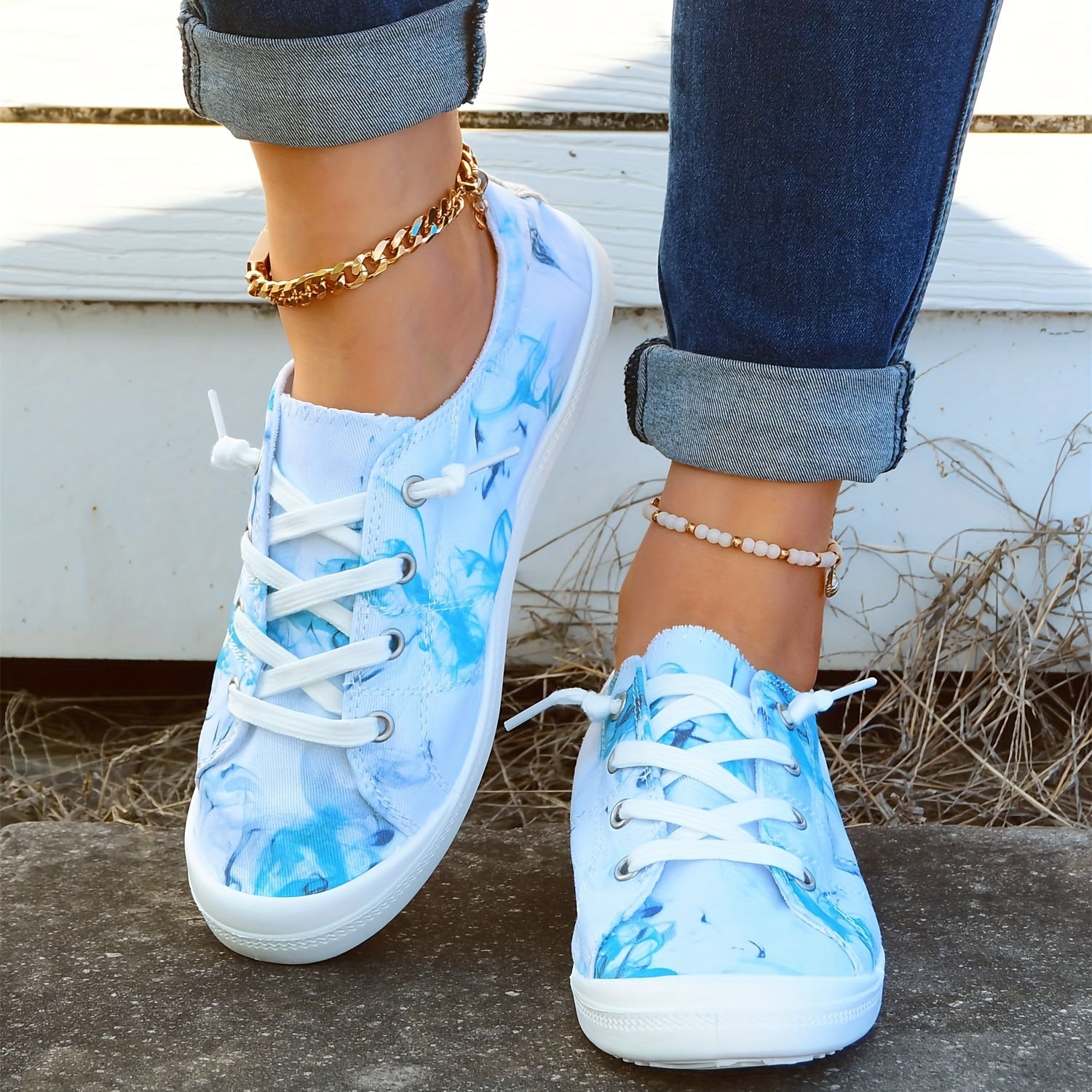 Women's Flat Canvas Lace Up Sneakers Casual Round Toe Shoes