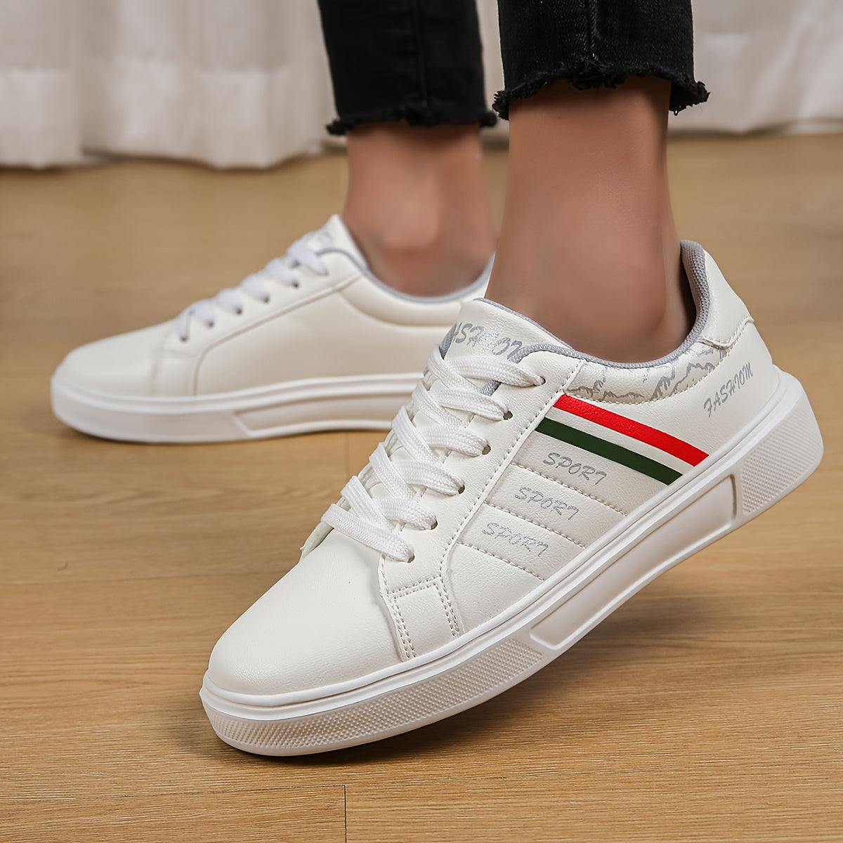 Stripes Pattern Faux Leather Skate Shoes Wear Resistance Non Slip Flat Sneakers