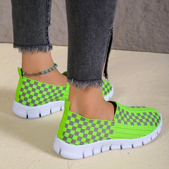 Women's Plaid Pattern Slip On Sneakers Lightweight Low Top Shoes