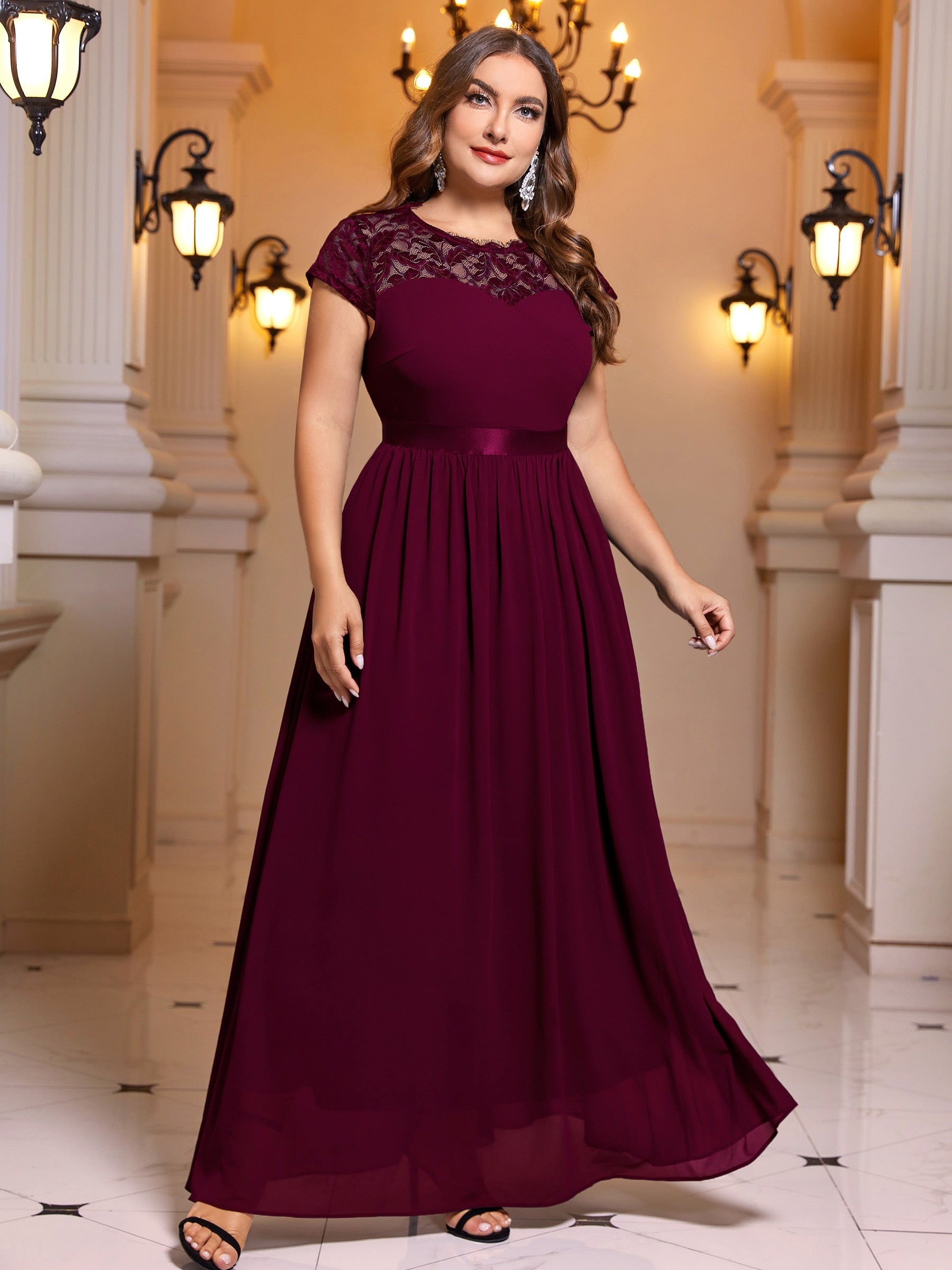 Contrast Lace Cap Sleeve Bridesmaid Dress