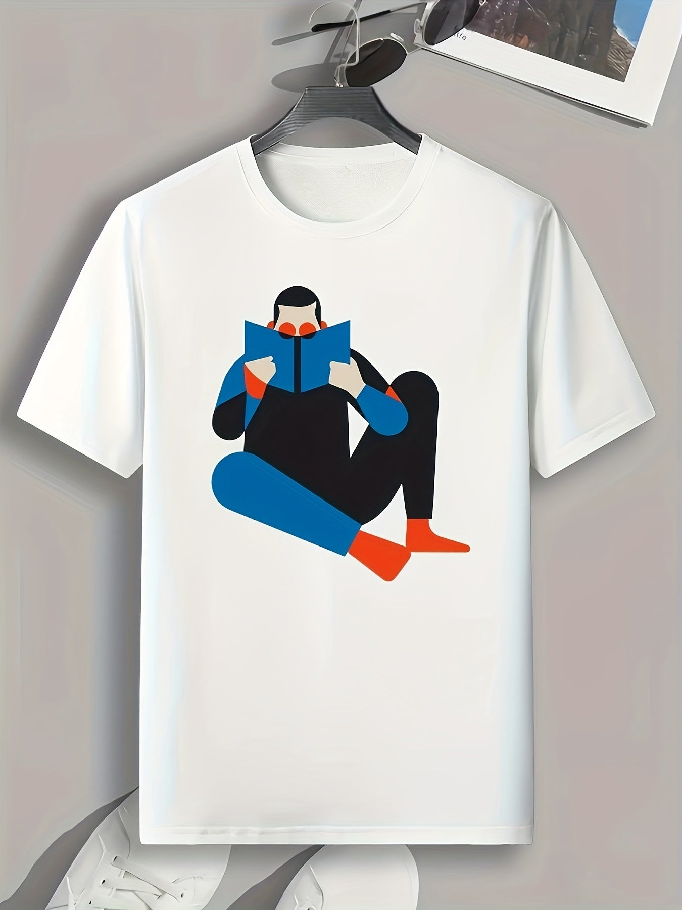 Man Pattern Print Comfy Sports T-shirt Men's Graphic Tee for Fitness Activities