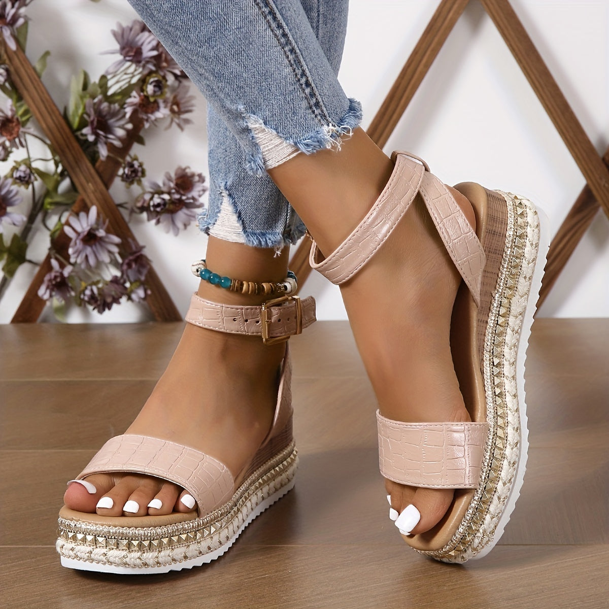 Women's Rivet Platform Wedge Sandals Buckle Strap Comfort Beach Shoes