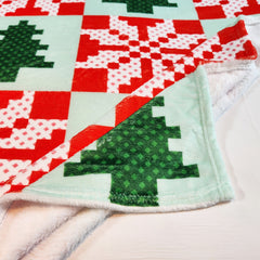 Cozy Christmas Pattern Blanket for Camping & Home Use