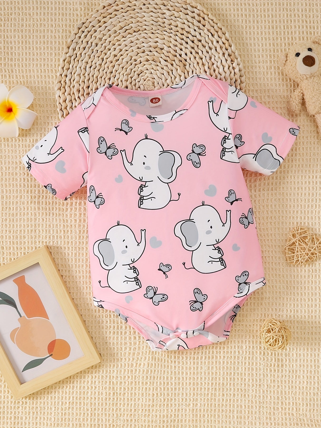 Baby Elephant Graphic Print Short Sleeve Onesie