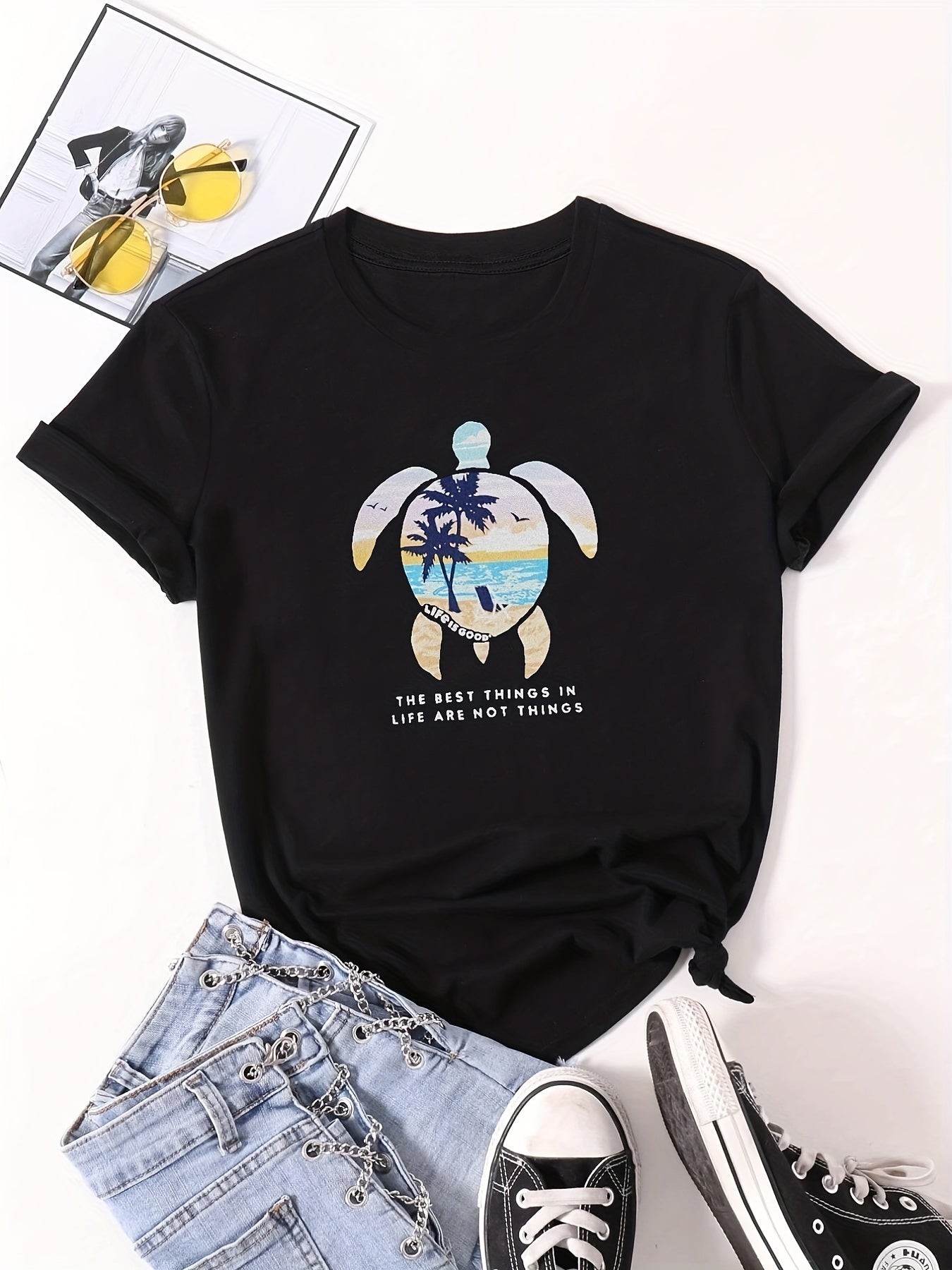 Sea Turtle & Seaside Women's Graphic T-shirt