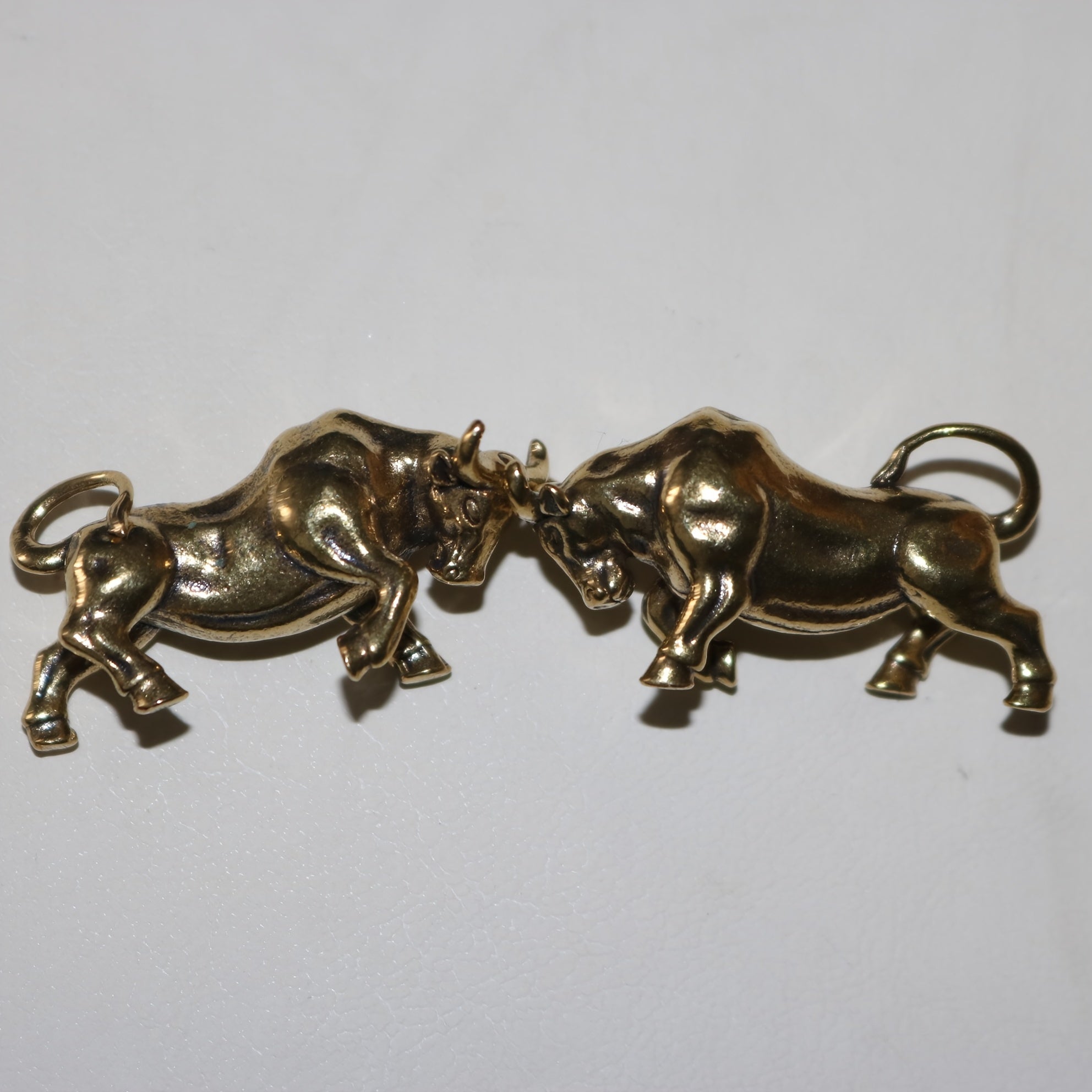Brass Muscle Bullfighting Model Small Ornaments