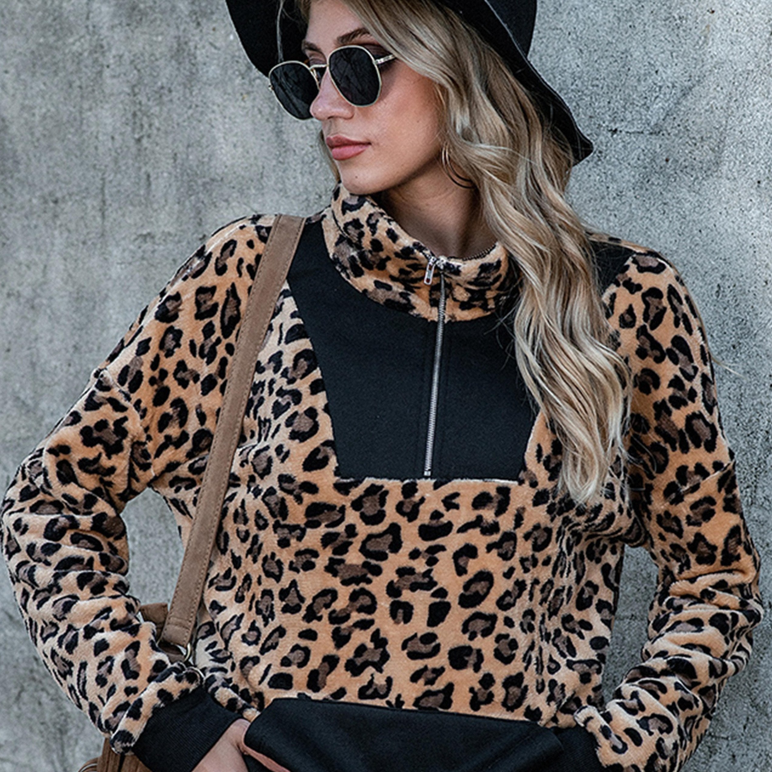 Leopard Print Long Sleeve Pullover Women's Sweatshirt