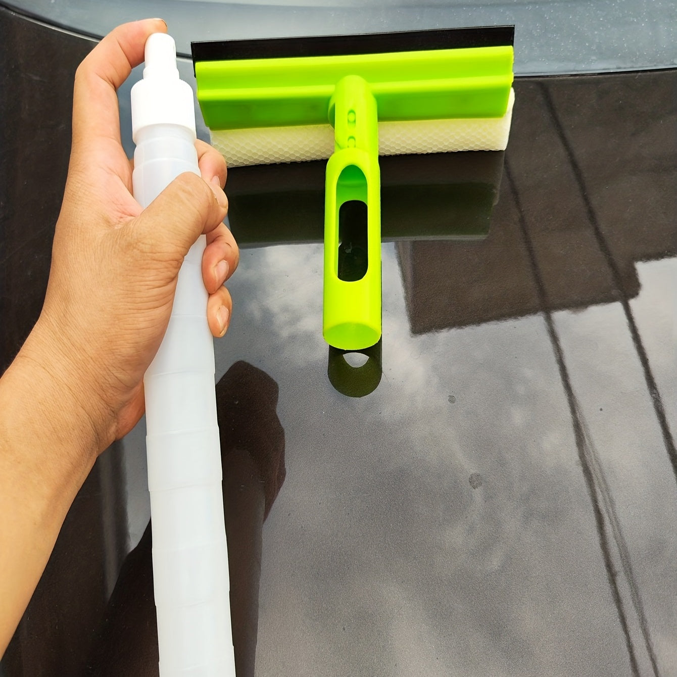 Dual Use Spray Water Scrub Brush - Clean Car Boat Windows