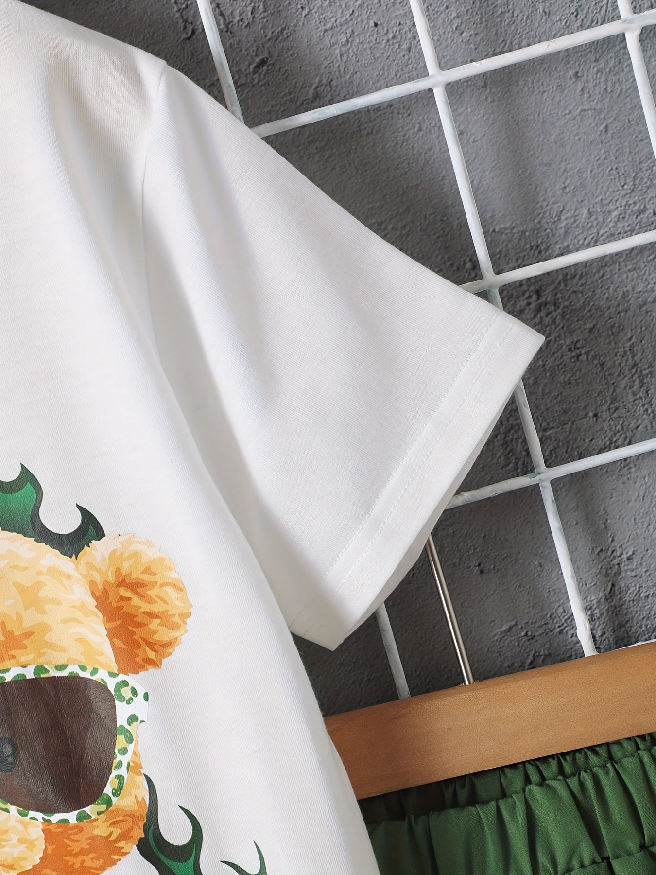 Boys Bear Graphic Casual Outfit Round Neck T shirt & Shorts