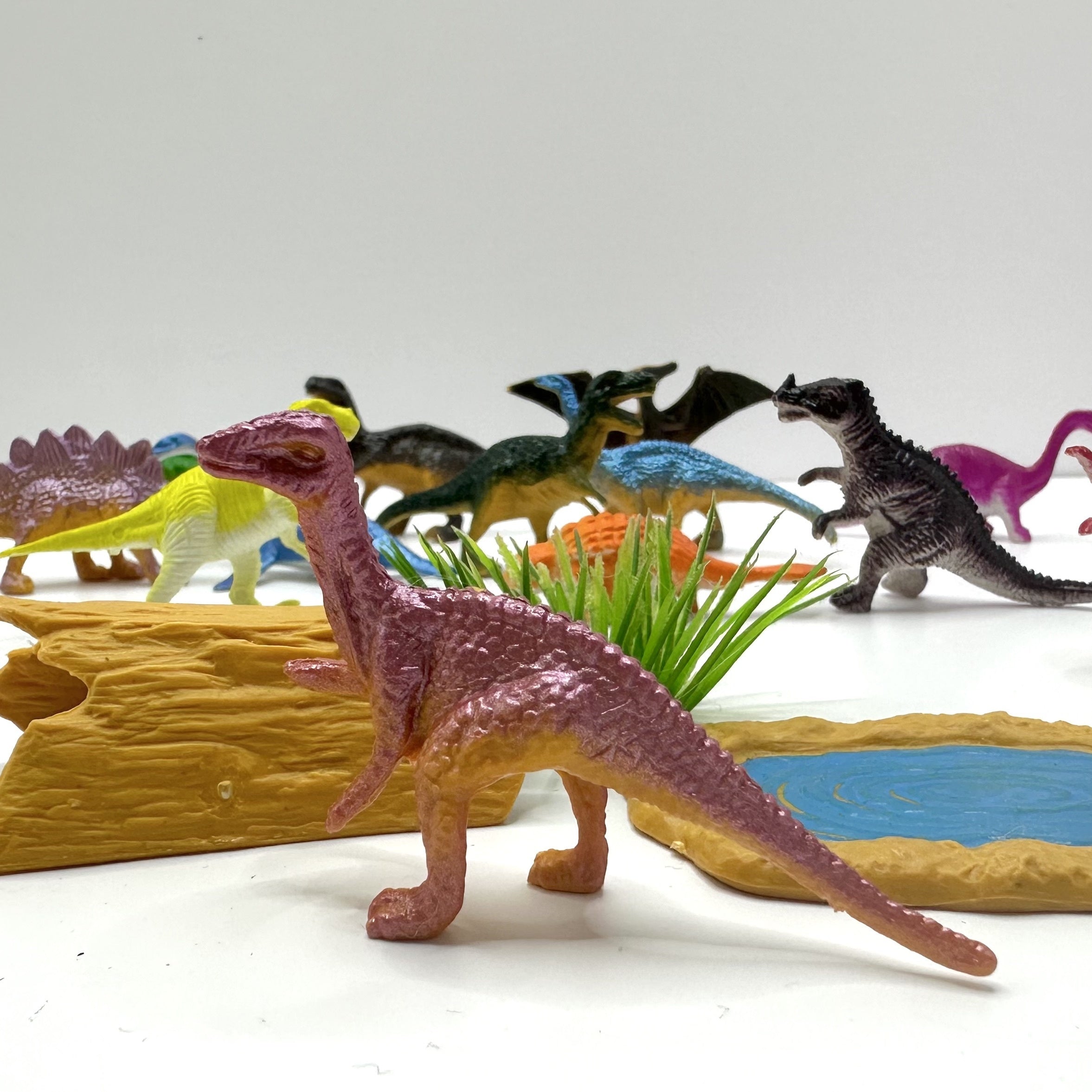 16pcs Mini Dinosaur Simulation Toys Ancient Animals Collection Christmas Gift
