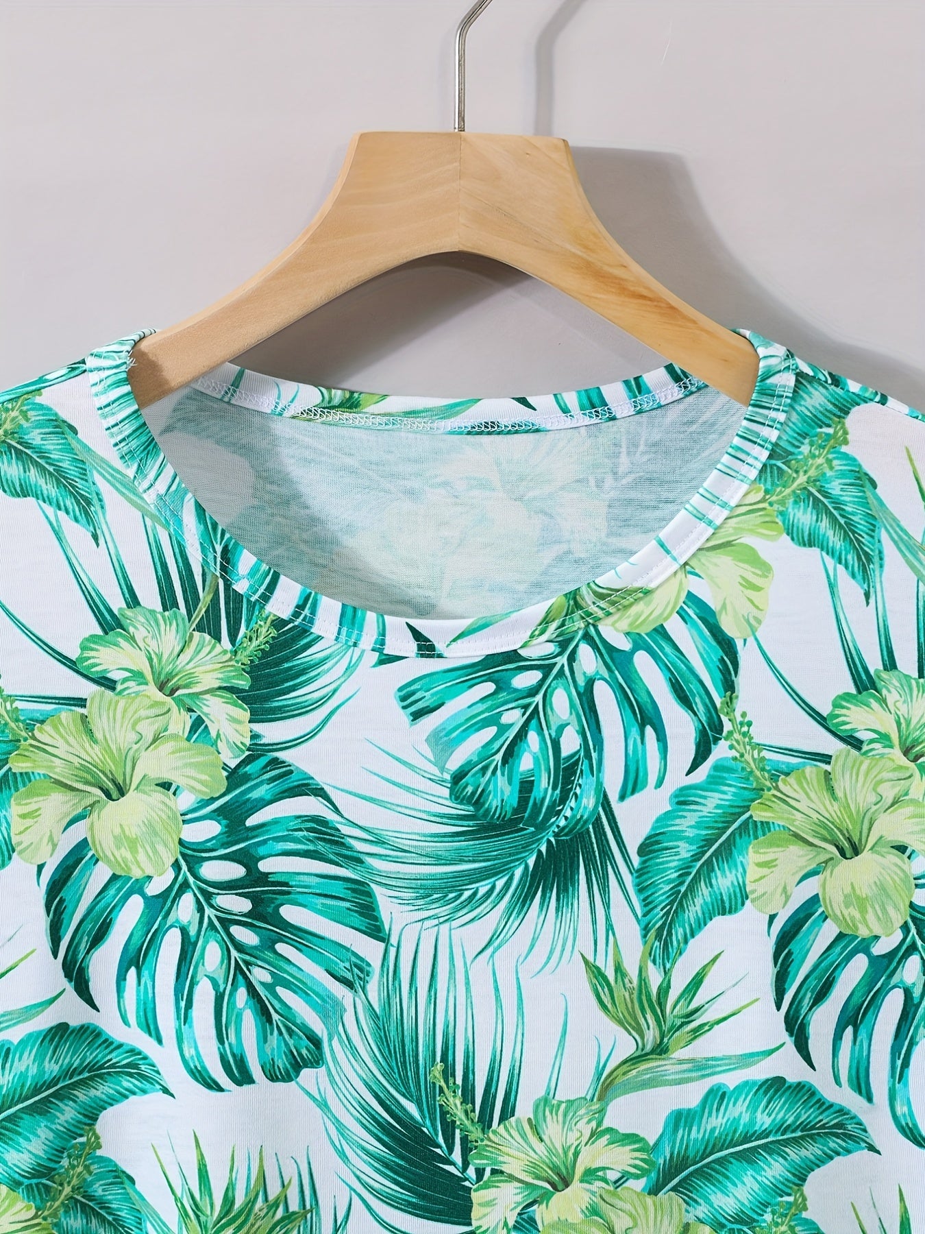 Hawaiian Tropical Leaf Print Tshirt Men's Top Short Sleeve
