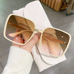 Oversized Square Frame Sunglasses Gradient Lens Y2K Style Eyewear