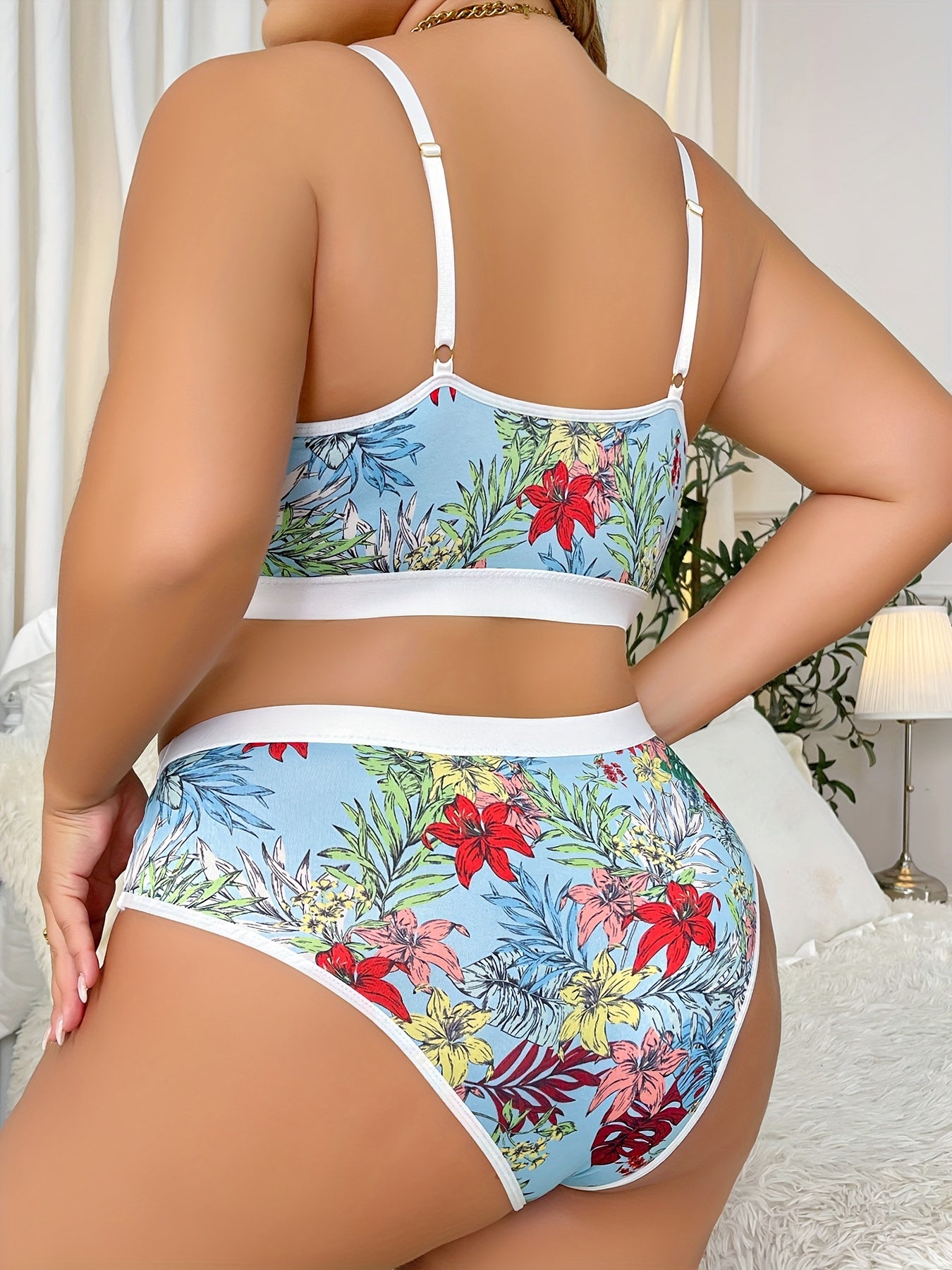 Plus Floral Print Lace Trim V Neck Bra & Panty Set