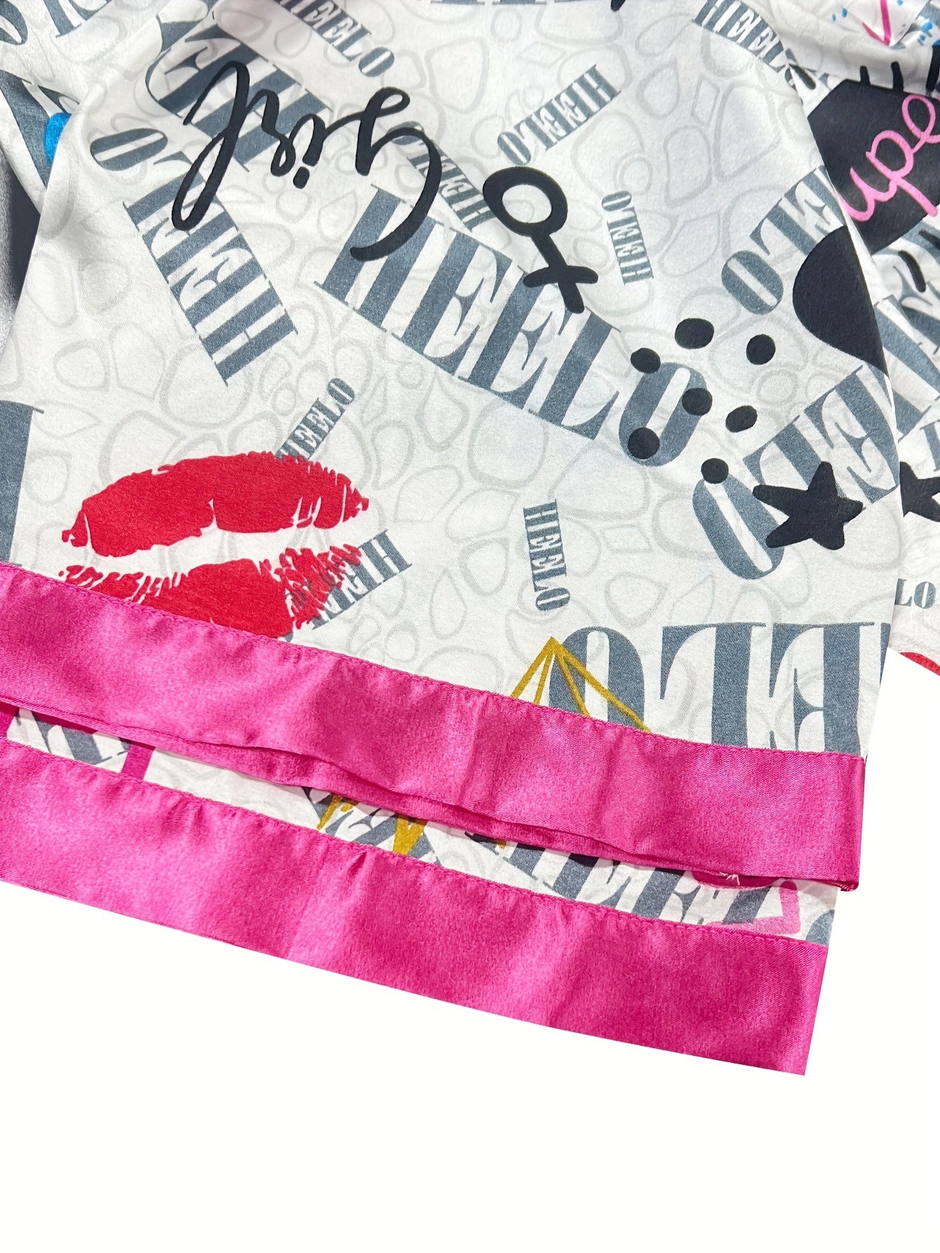 Women's Graffiti Print Satin Pajama Set