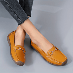 Women's Metal Decor Flat Shoes Lightweight Closed Toe Slip On Shoes