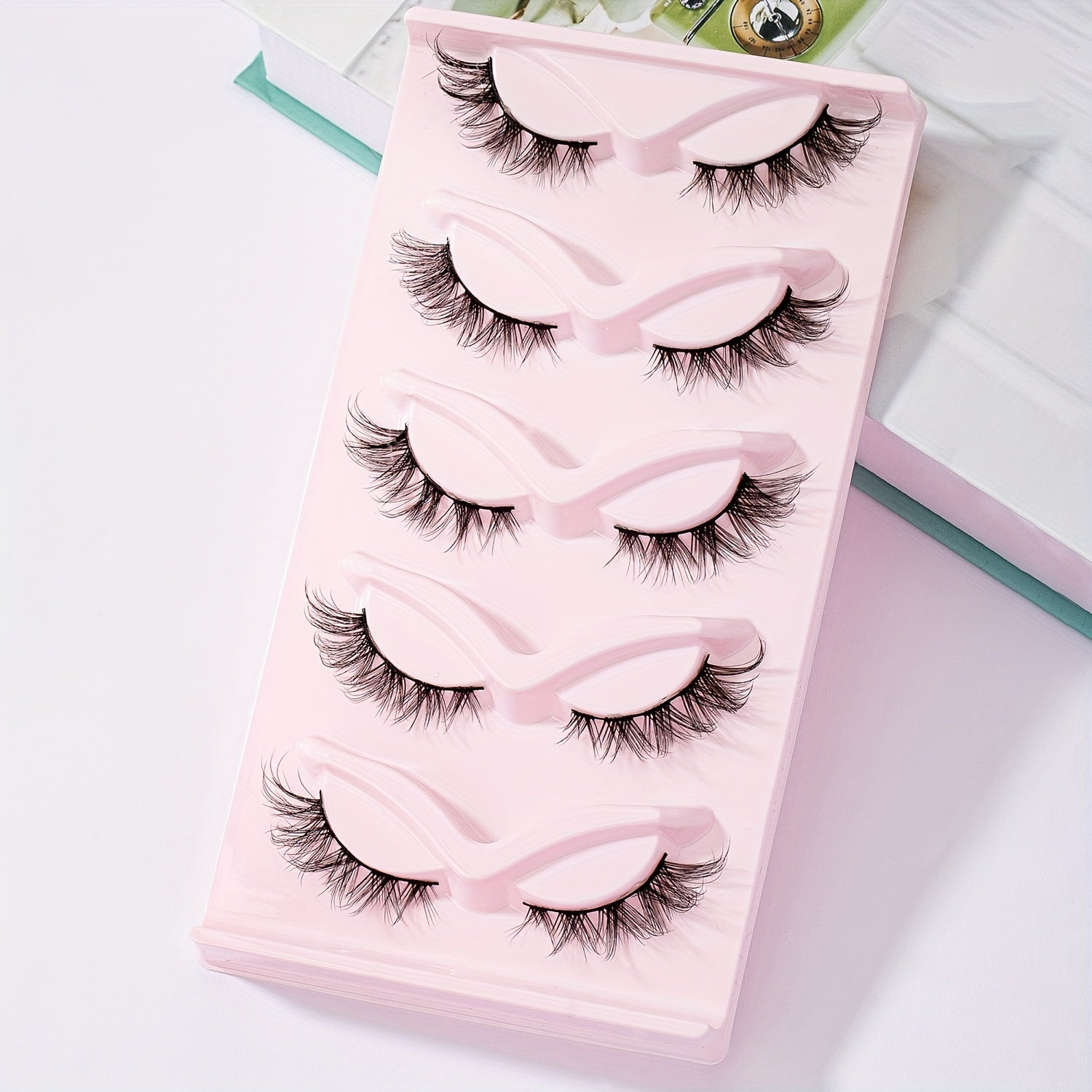 Soft Fluffy Cat Eye False Eyelashes 3D Curling Lashes Natural Look