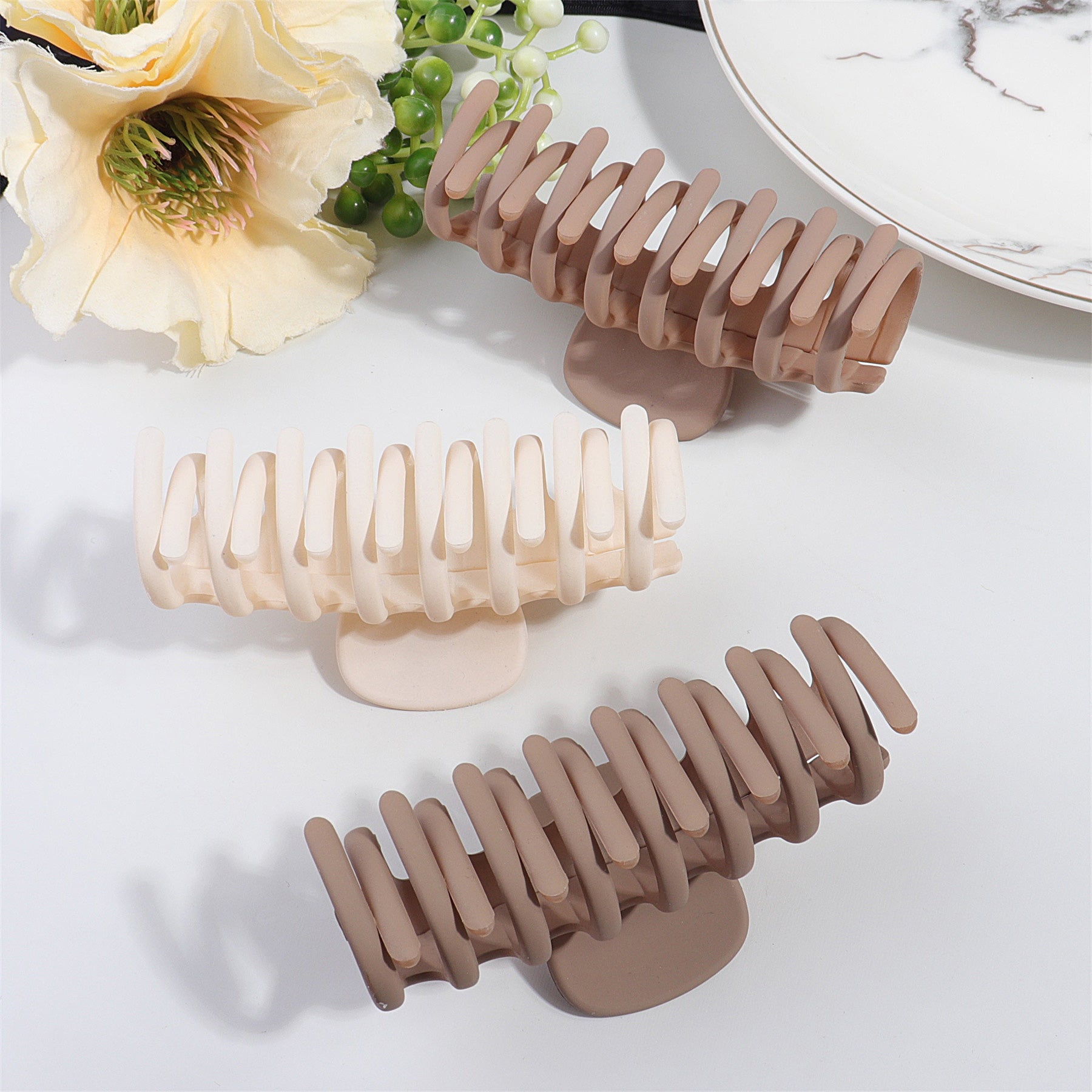Matte Hair Claw Clips Grip Hair Barrettes Non Slip Tight Retro Vintage Hair