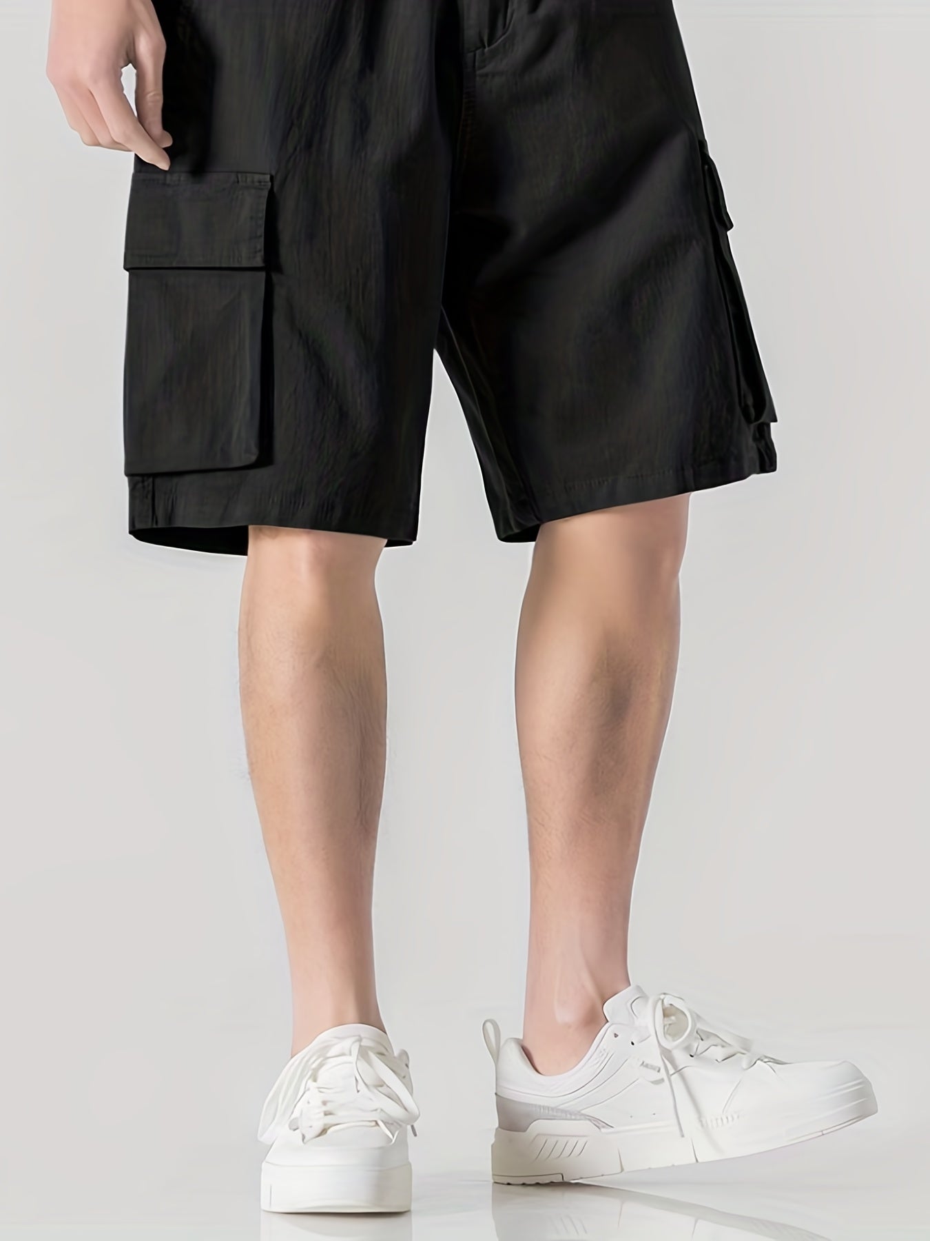 Men's Lightweight Cargo Shorts with Flap Pocket