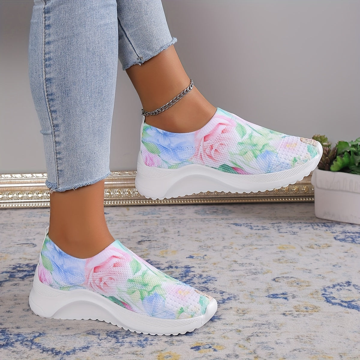 Women's Tie Dye Slip-On Sneakers Lightweight Outdoor Casual Shoes