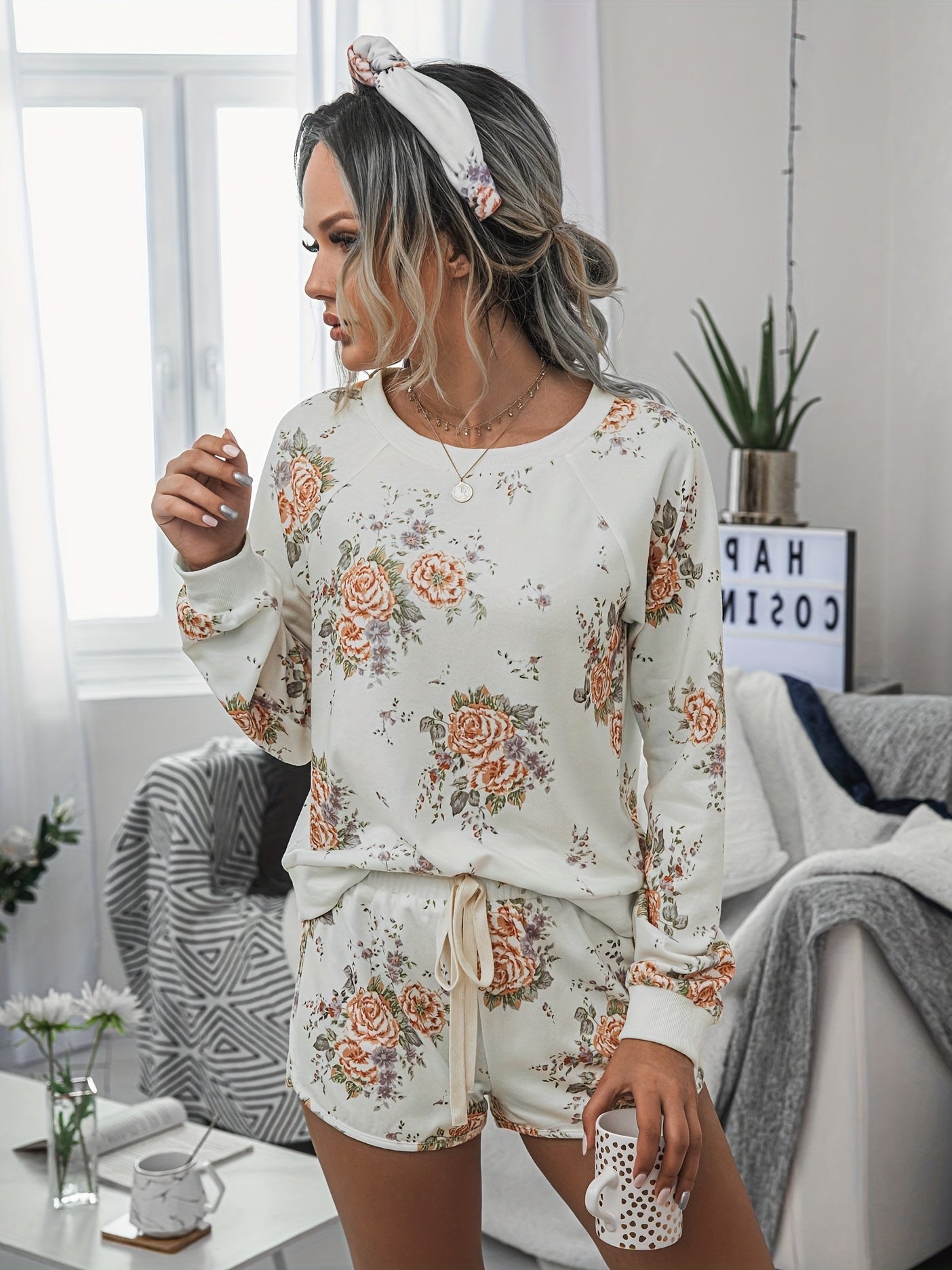 Floral Print Lounge Set Crew Neck Top & Lace Up Shorts