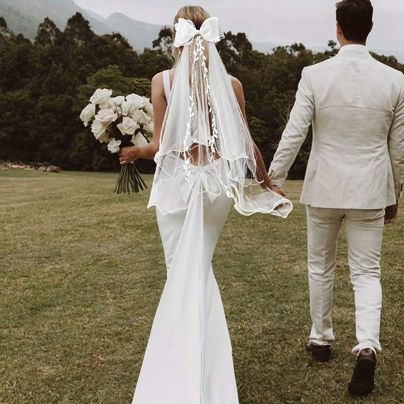Bow Bridal Veil with Tassel & Leaf Pattern Double Layer Mesh Wedding Headpiece
