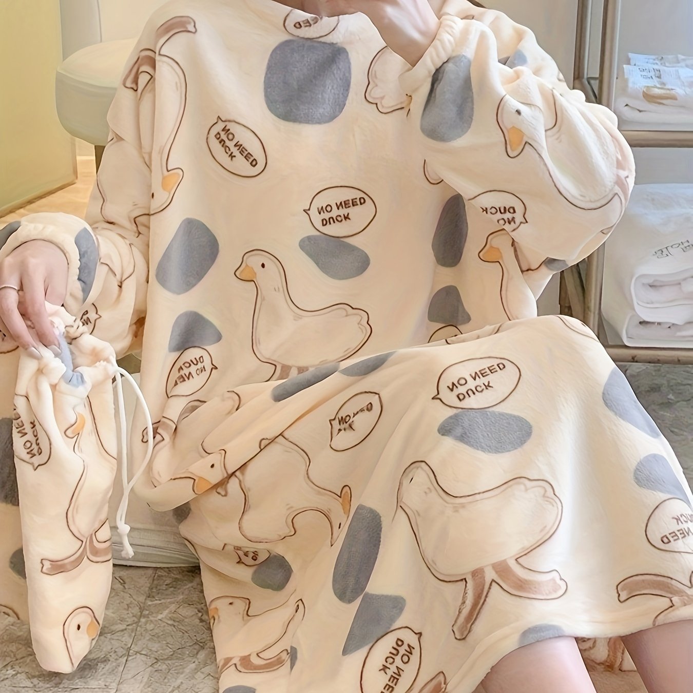Duck Print NightDress Crew Neck Pajama Dress Women's Sleepwear