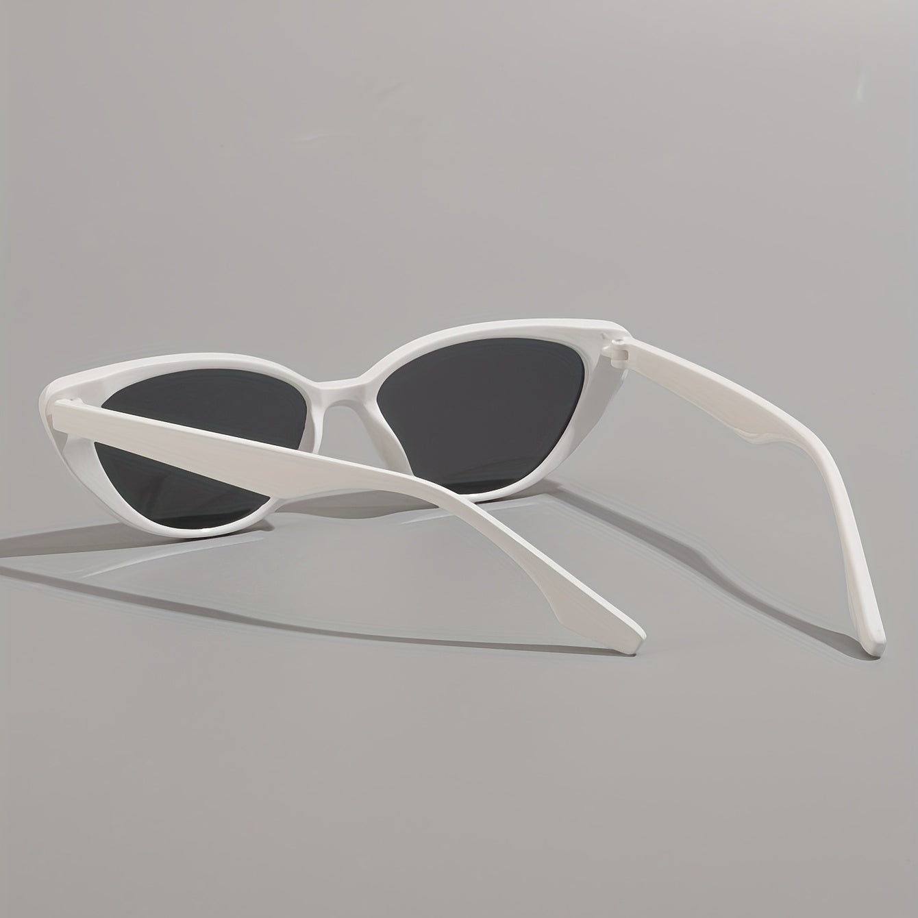 Men's Classic Sunglasses Retro Style UV400 Protection