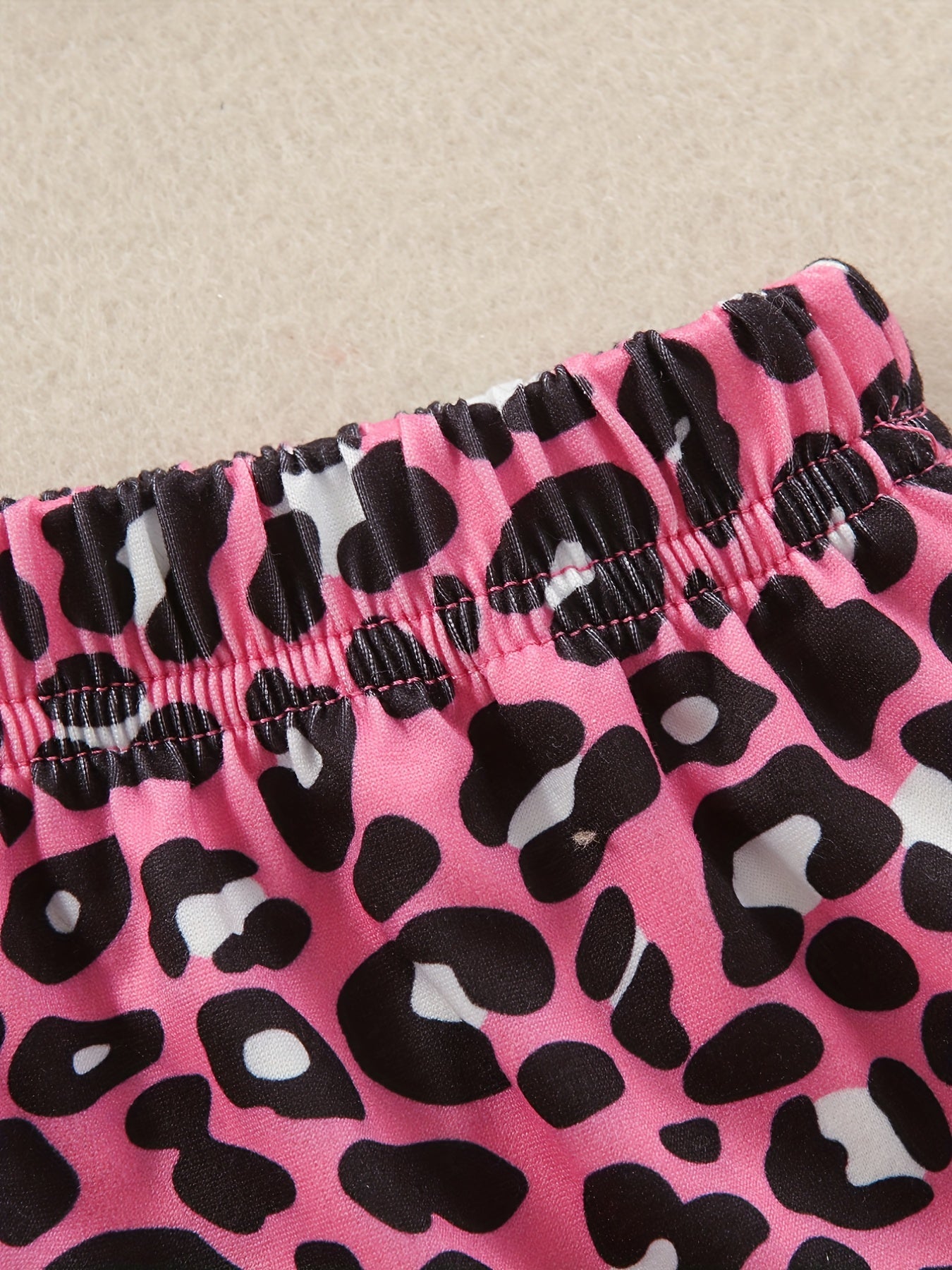2pcs Baby Girls Leopard Print Shorts & Headband Set