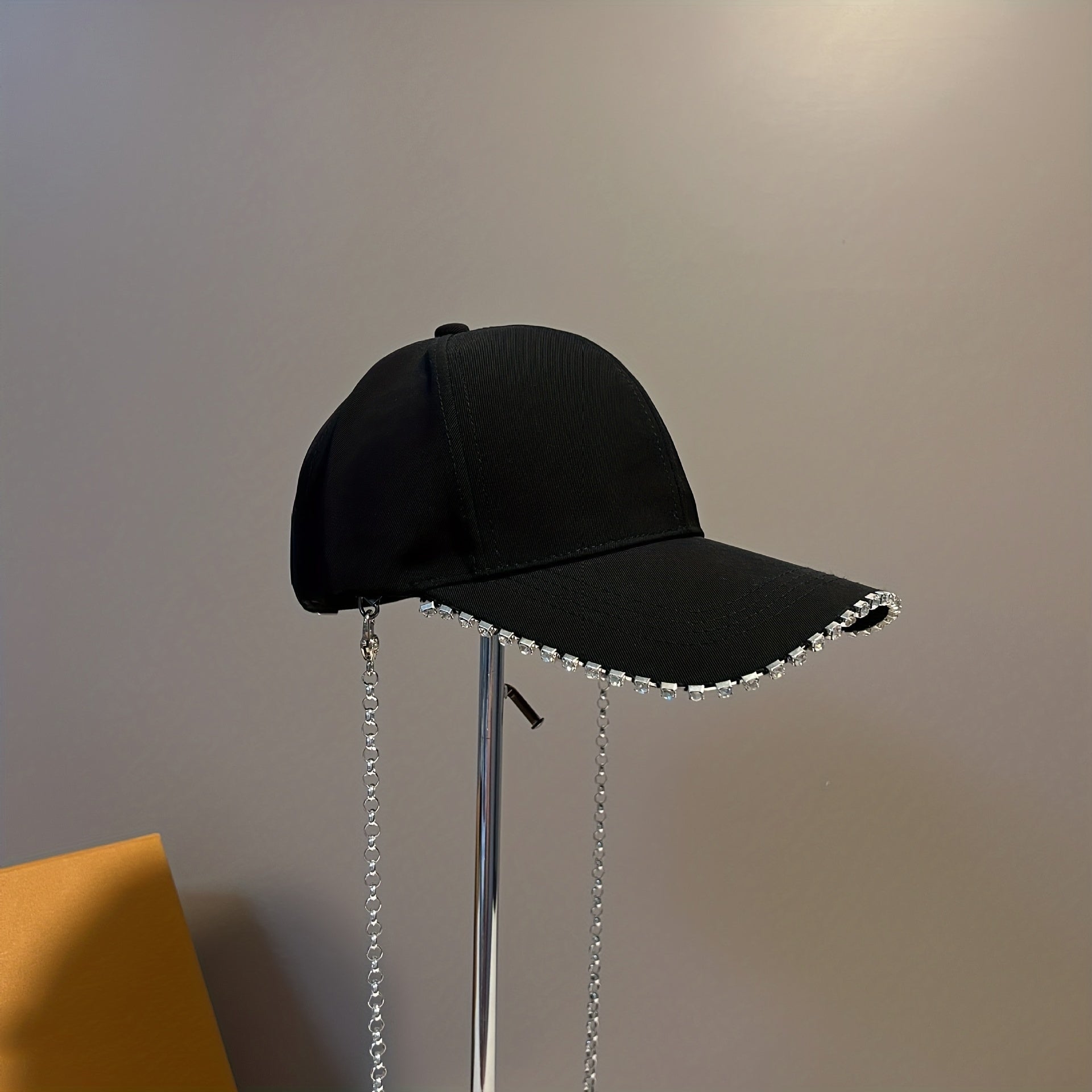 Rhinestone Chain Decor Baseball Cap Hip Hop Sun Hat & Adjustable Couple Dad Hats