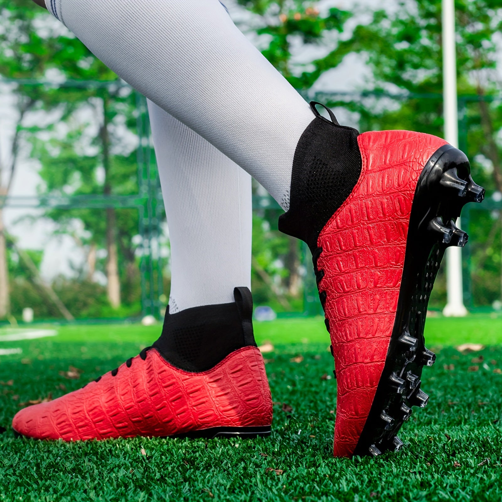 Men's Non Slip Football Cleat Spikes Professional Outdoor Soccer Shoes