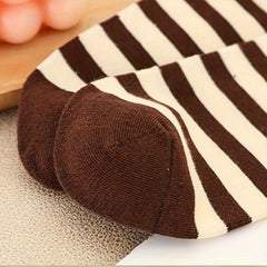 5 Pairs Bear & Smiling Print Socks Comfy & Mid Tube Socks Women's Stockings