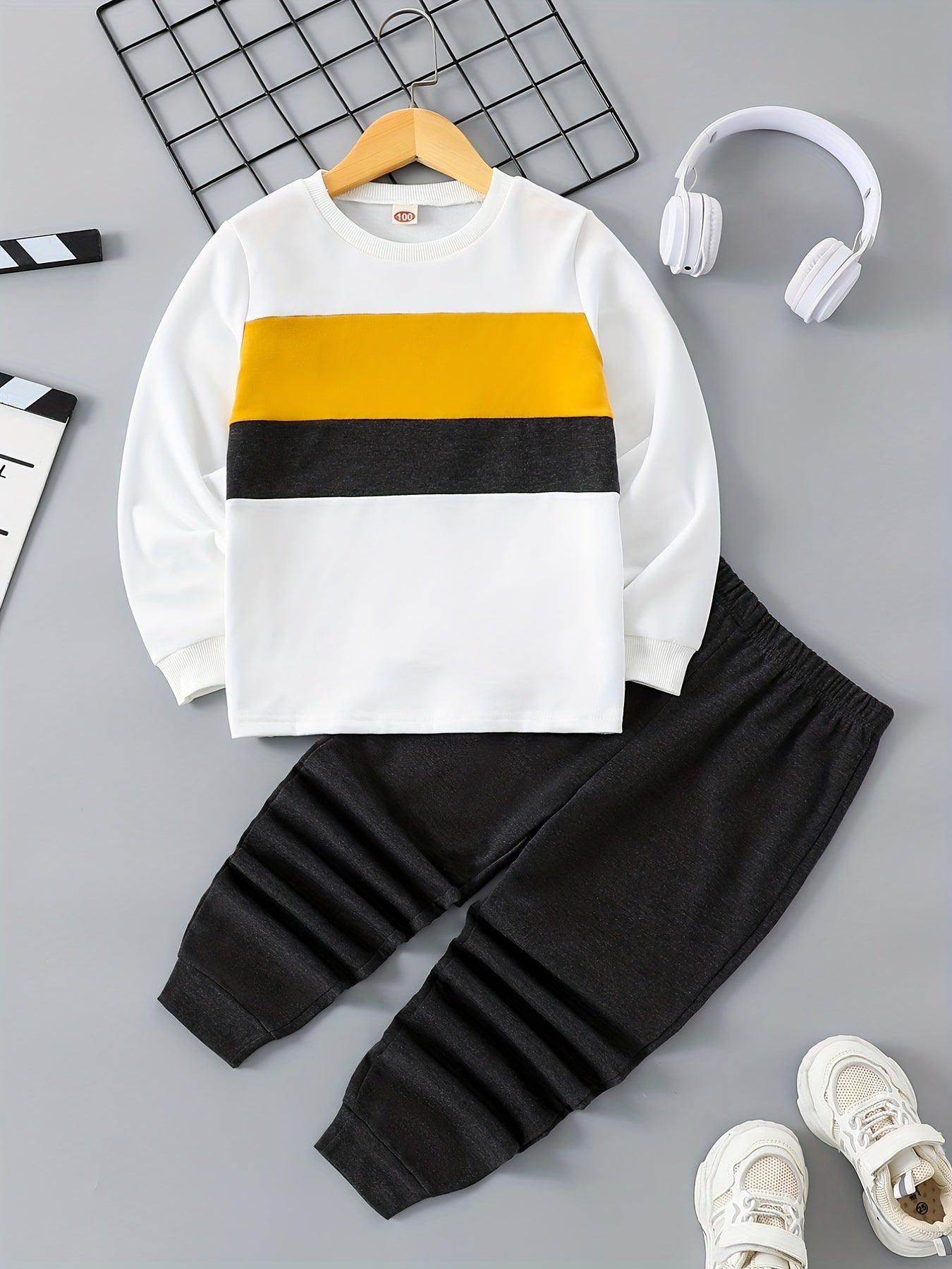 Toddler Boy's 2pcs Sweatshirt & Sweatpants Set for Spring Fall
