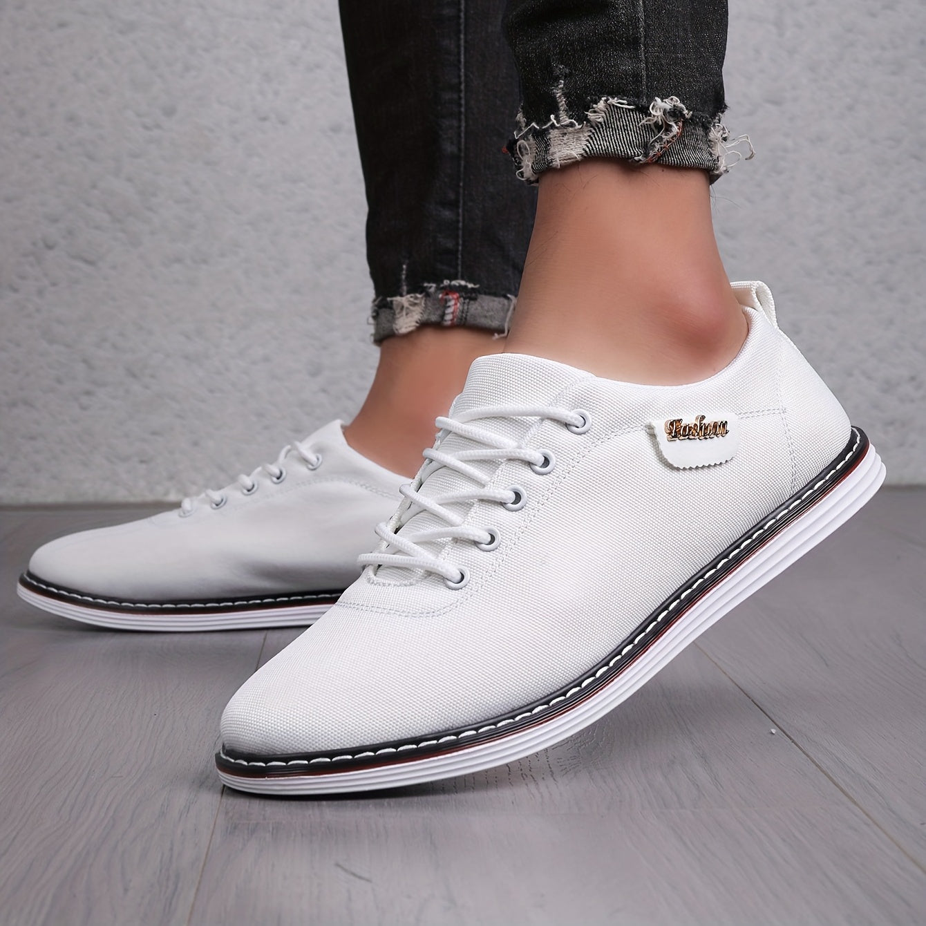 Men's Canvas Sneakers Lace Up Comfortable Shoes