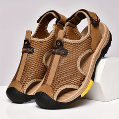 Men's Closed Toe Anti Collision Sandals Wear resistant Non Slip Beach Shoes