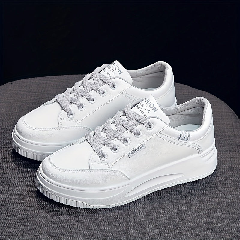 Women's Lace-Up Low Top Skate Shoes for Casual Wear