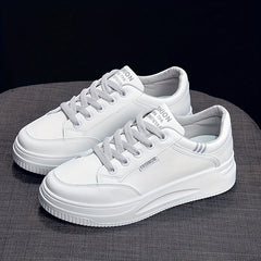 Women's Lace-Up Low Top Skate Shoes for Casual Wear