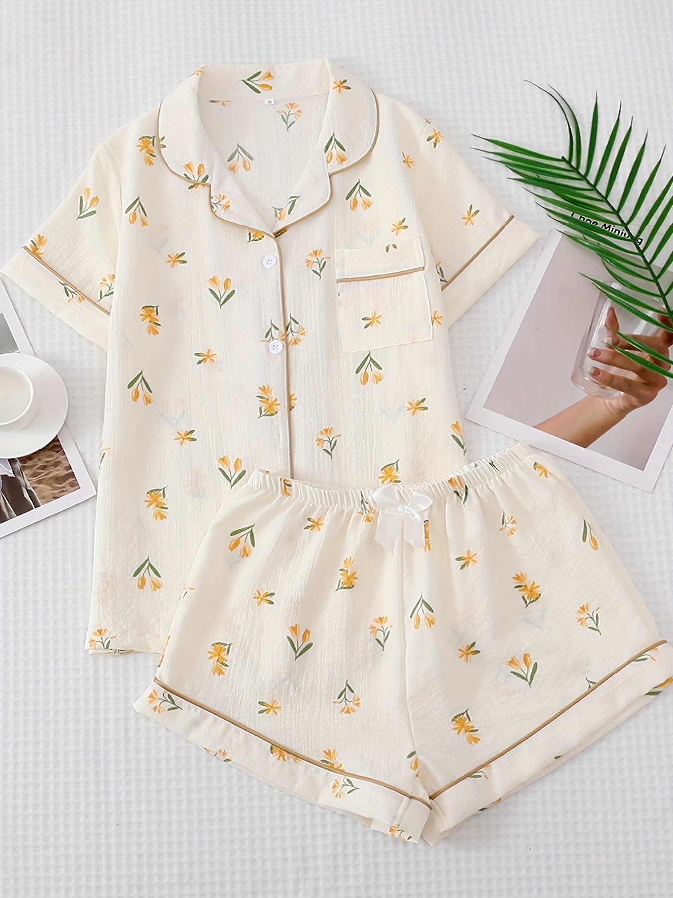 Floral Print Pajama Set Short Sleeve Top & Shorts Women's Sleepwear