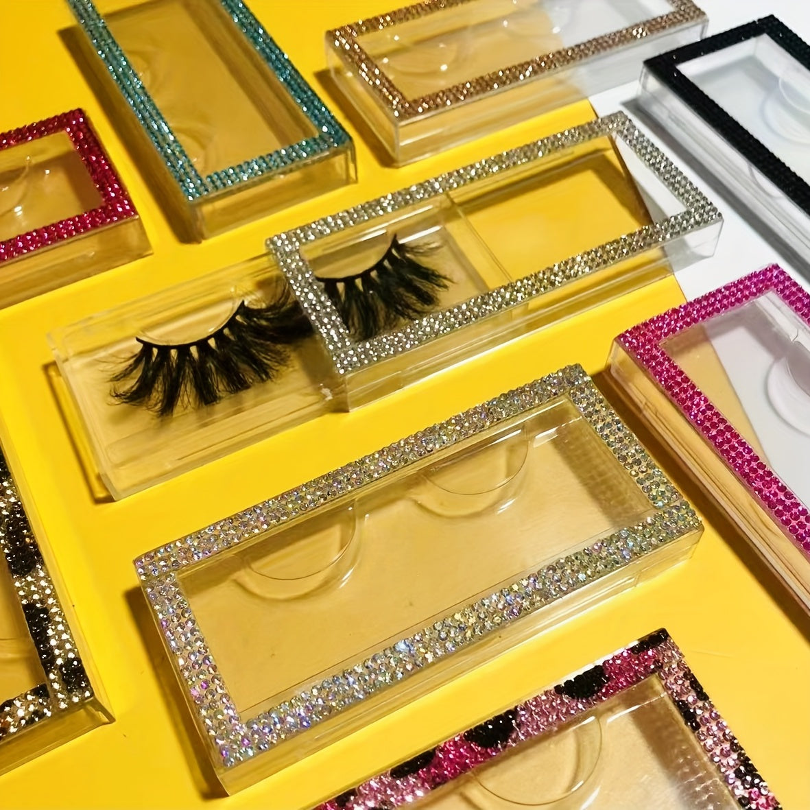 Stylish Rhinestone Eyelash Box for Organizing & Displaying Lashes