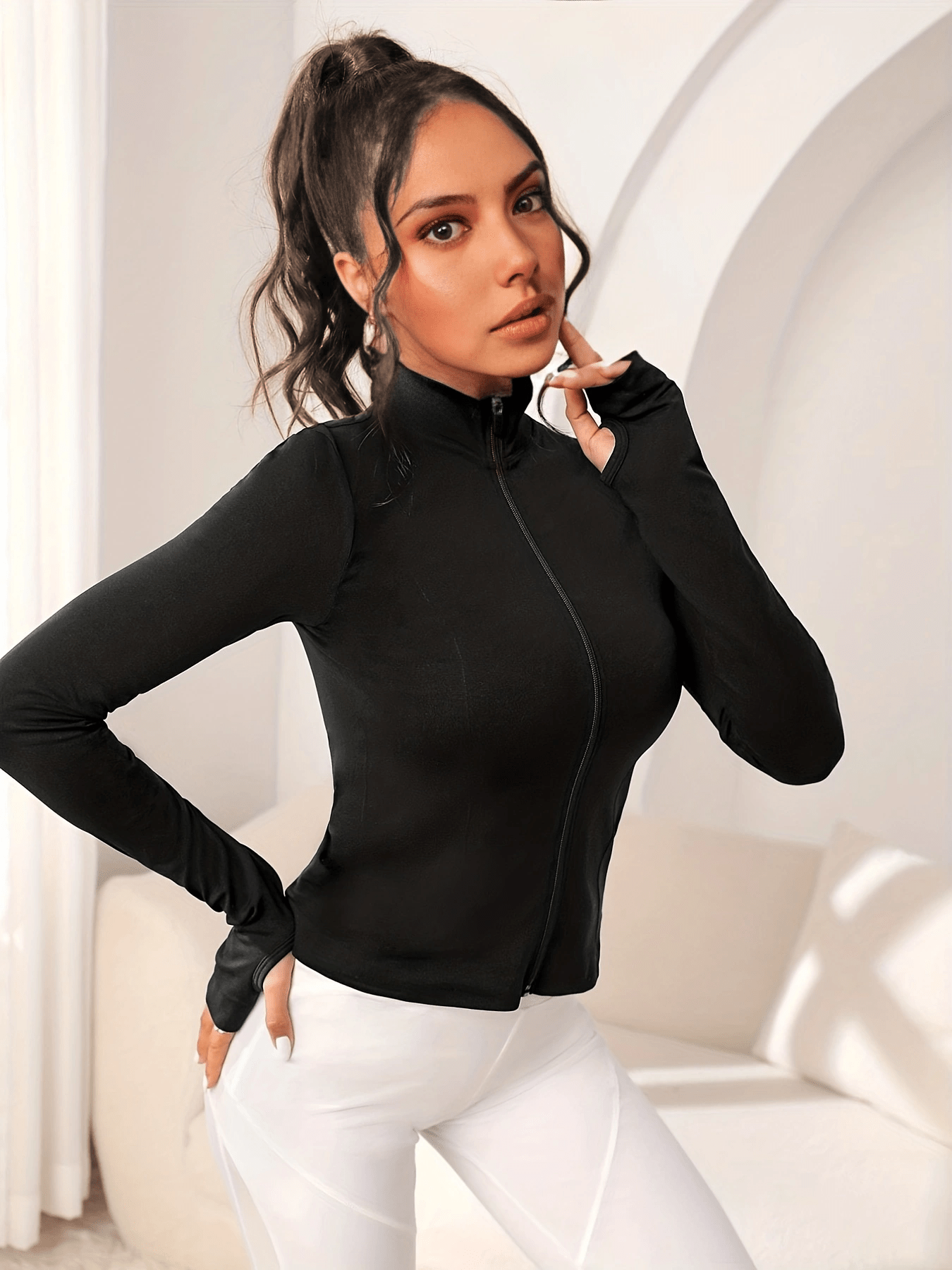 Seamless Women's Sports Jacket Slim Fit Stretchy Comfort Long Sleeve