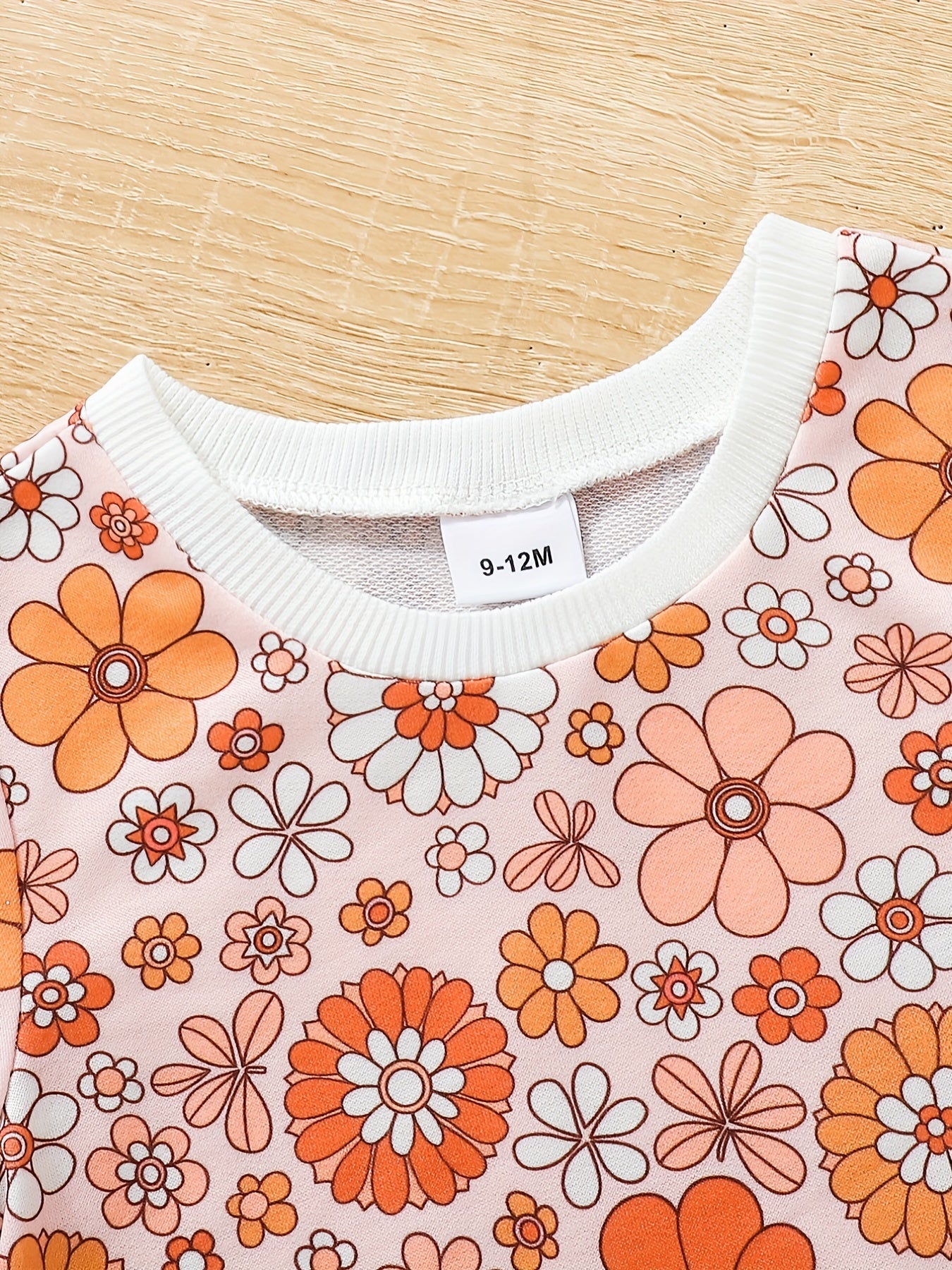 Autumn Baby Daisy Graphic Sweatshirt Set