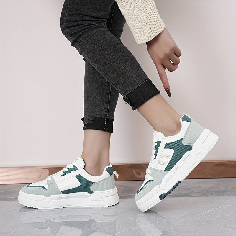 Women's Platform Skate Shoes Round Toe Block Lace up Sports Shoes